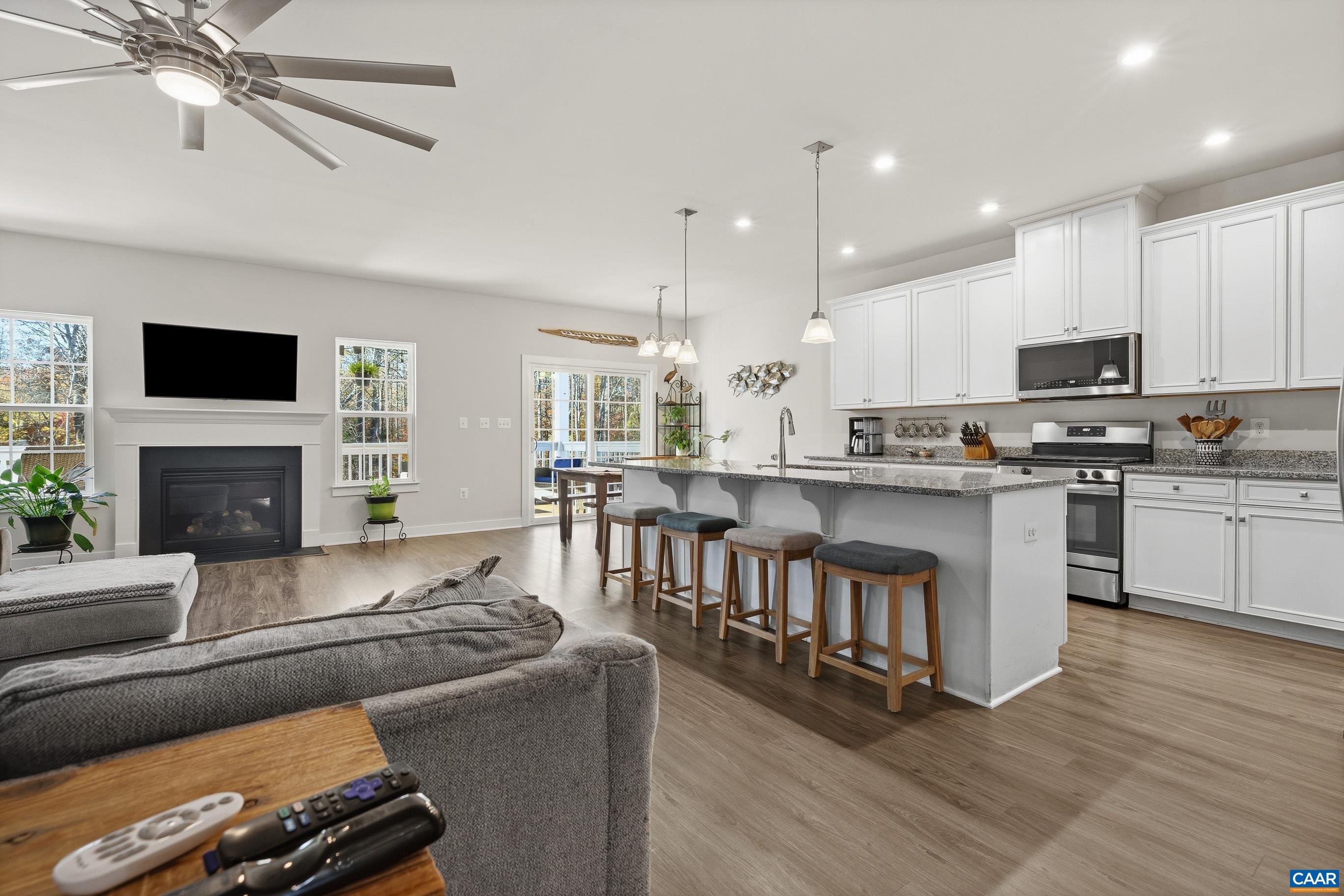 5227 SPARROW HILL LN