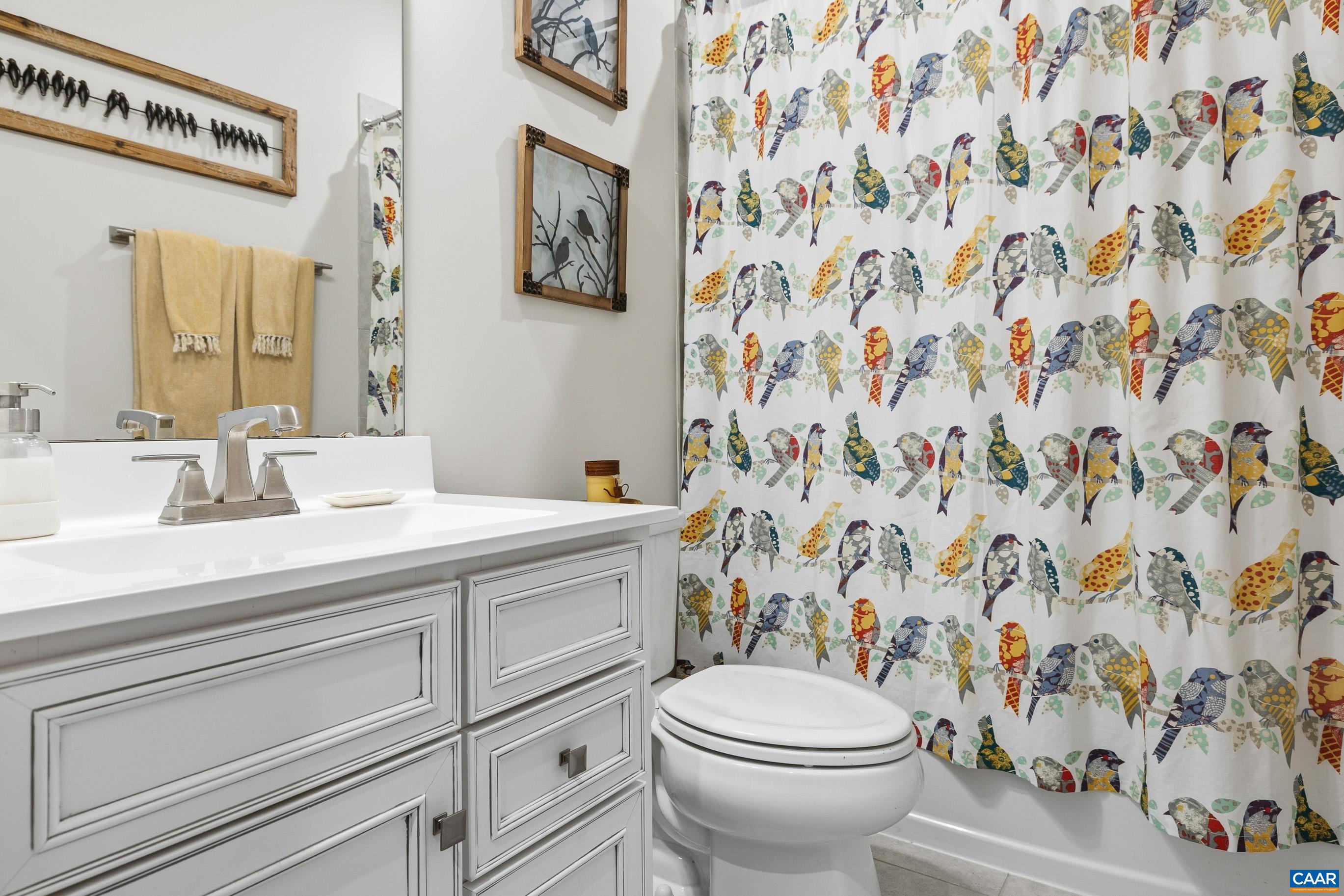 5227 SPARROW HILL LN