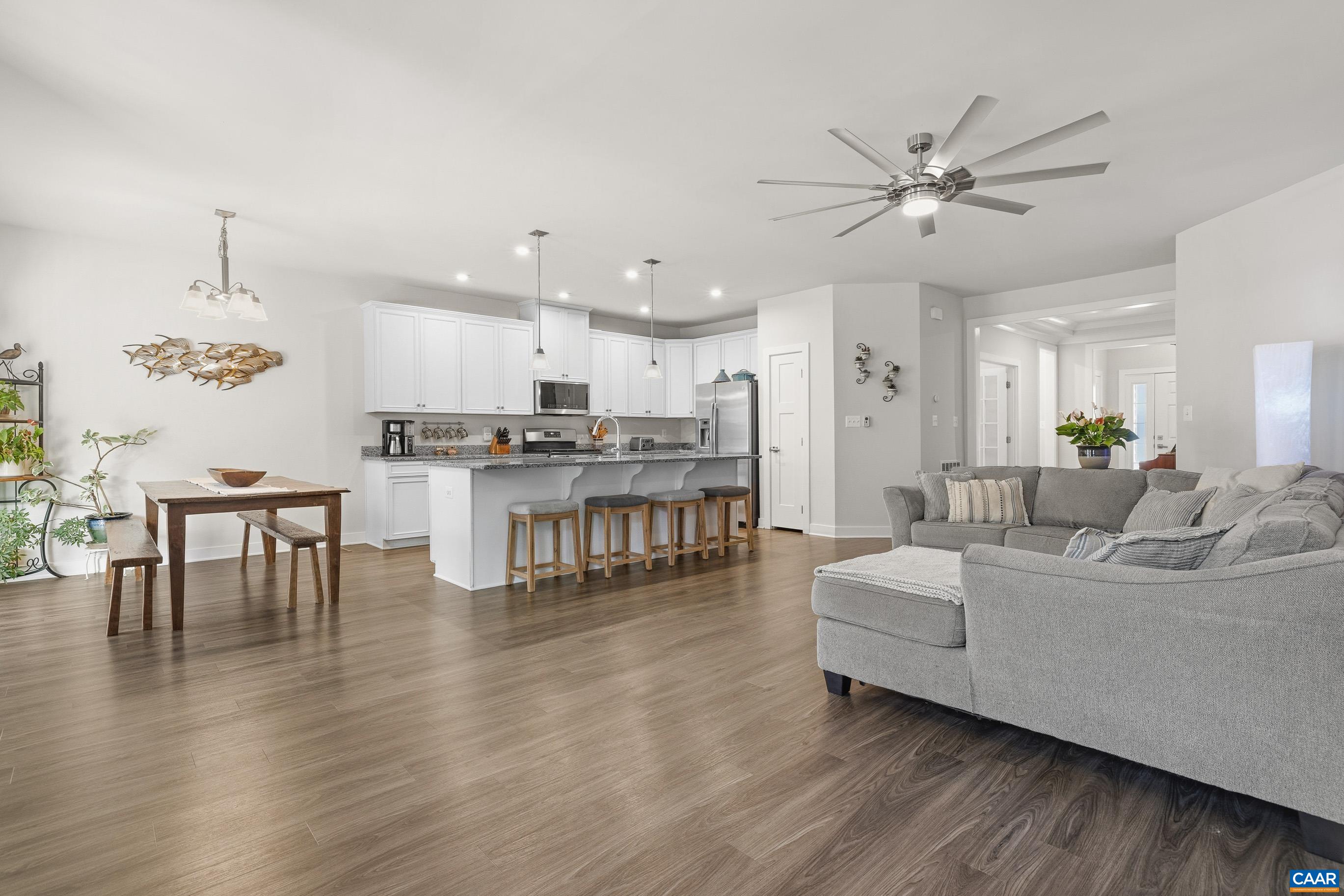 5227 SPARROW HILL LN