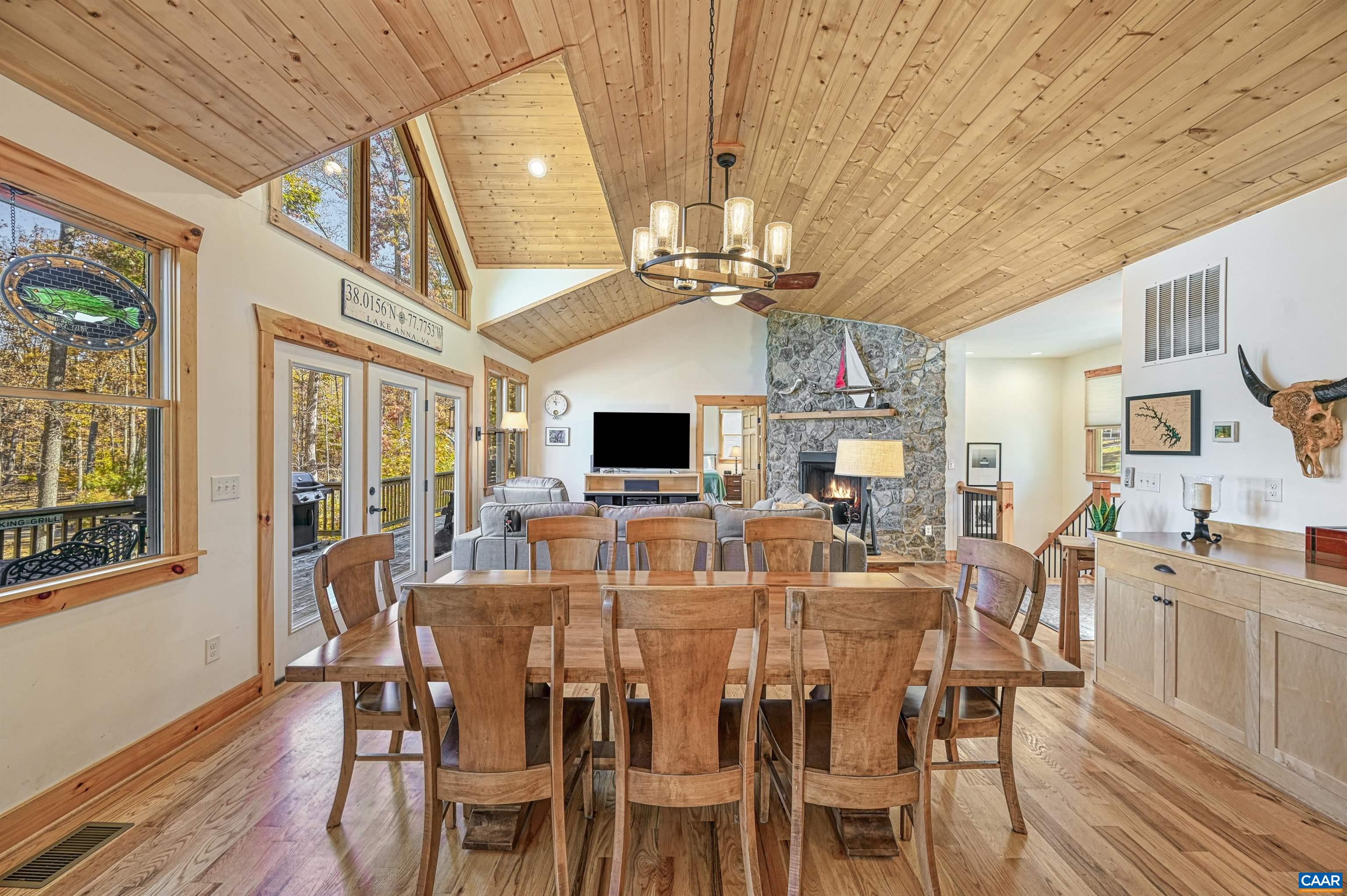15 WOLFTRAP CT