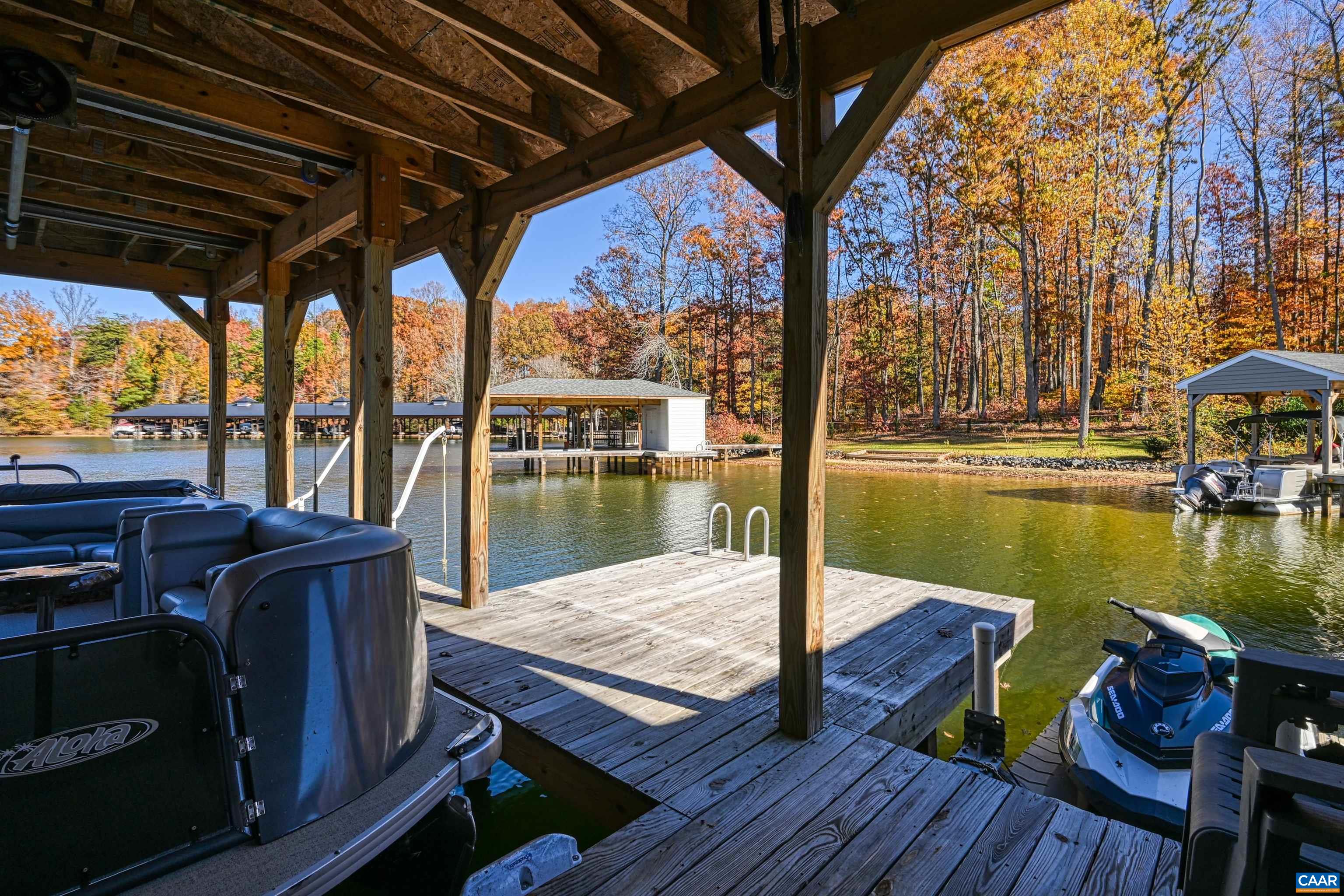 15 WOLFTRAP CT