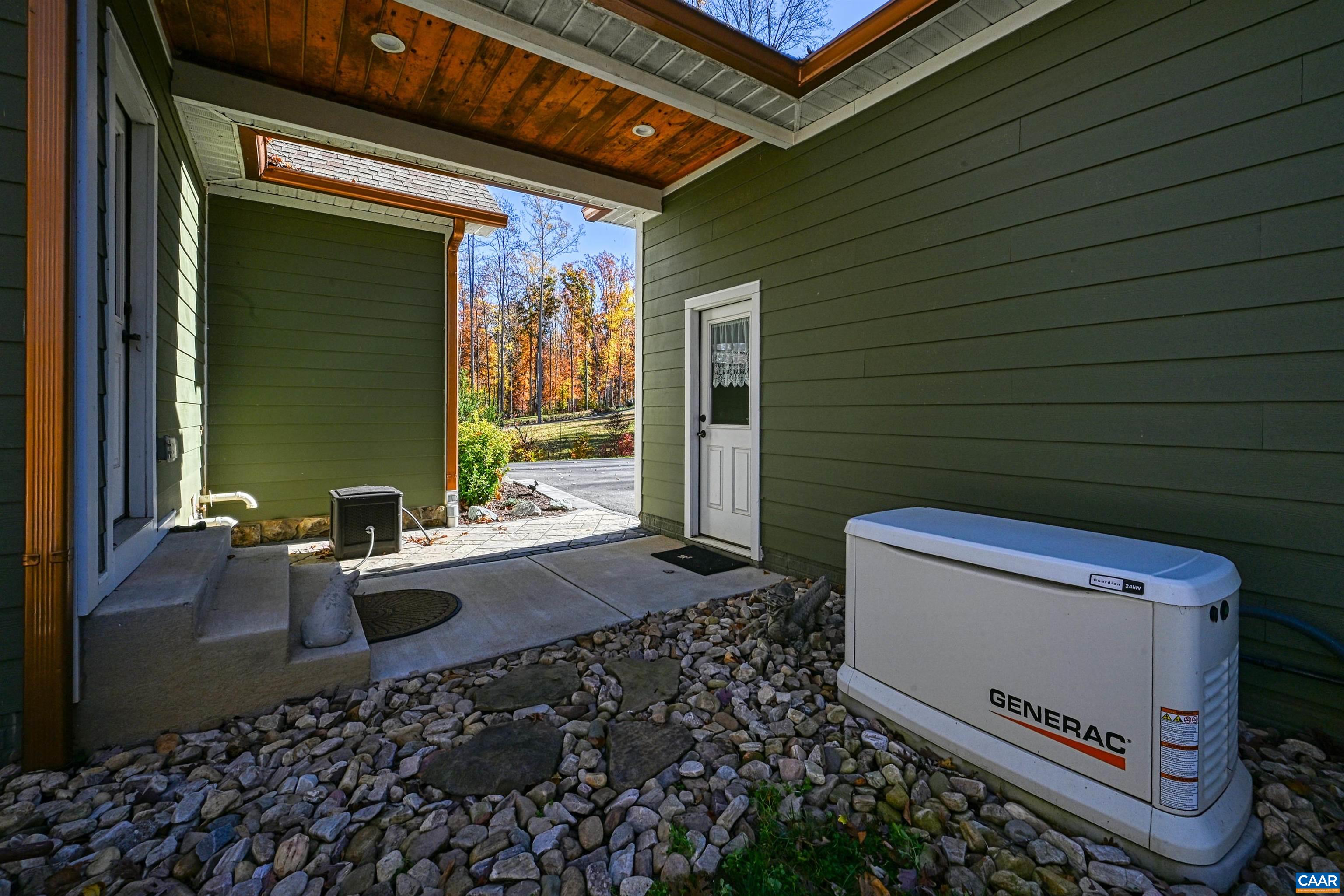 15 WOLFTRAP CT