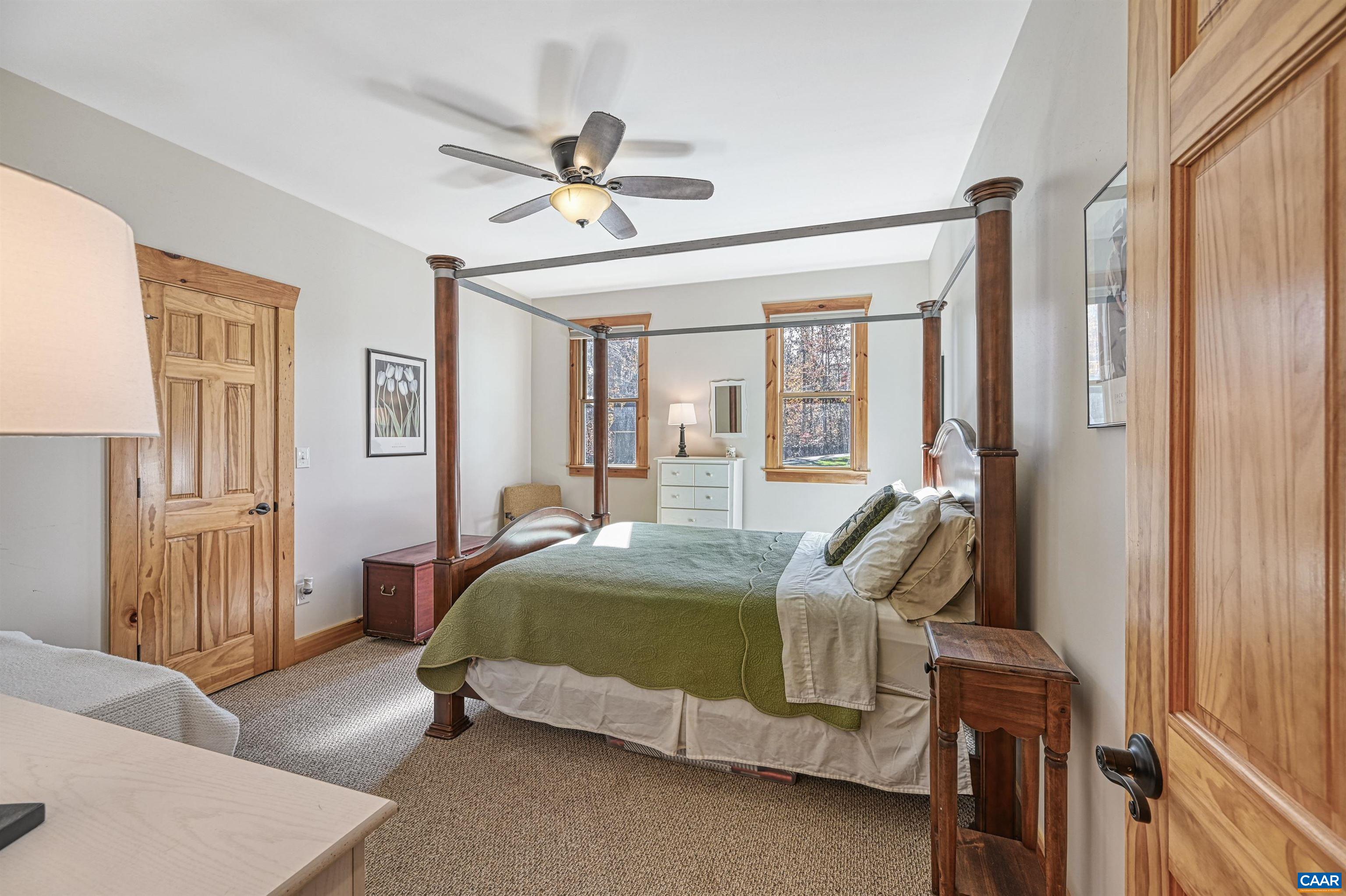 15 WOLFTRAP CT
