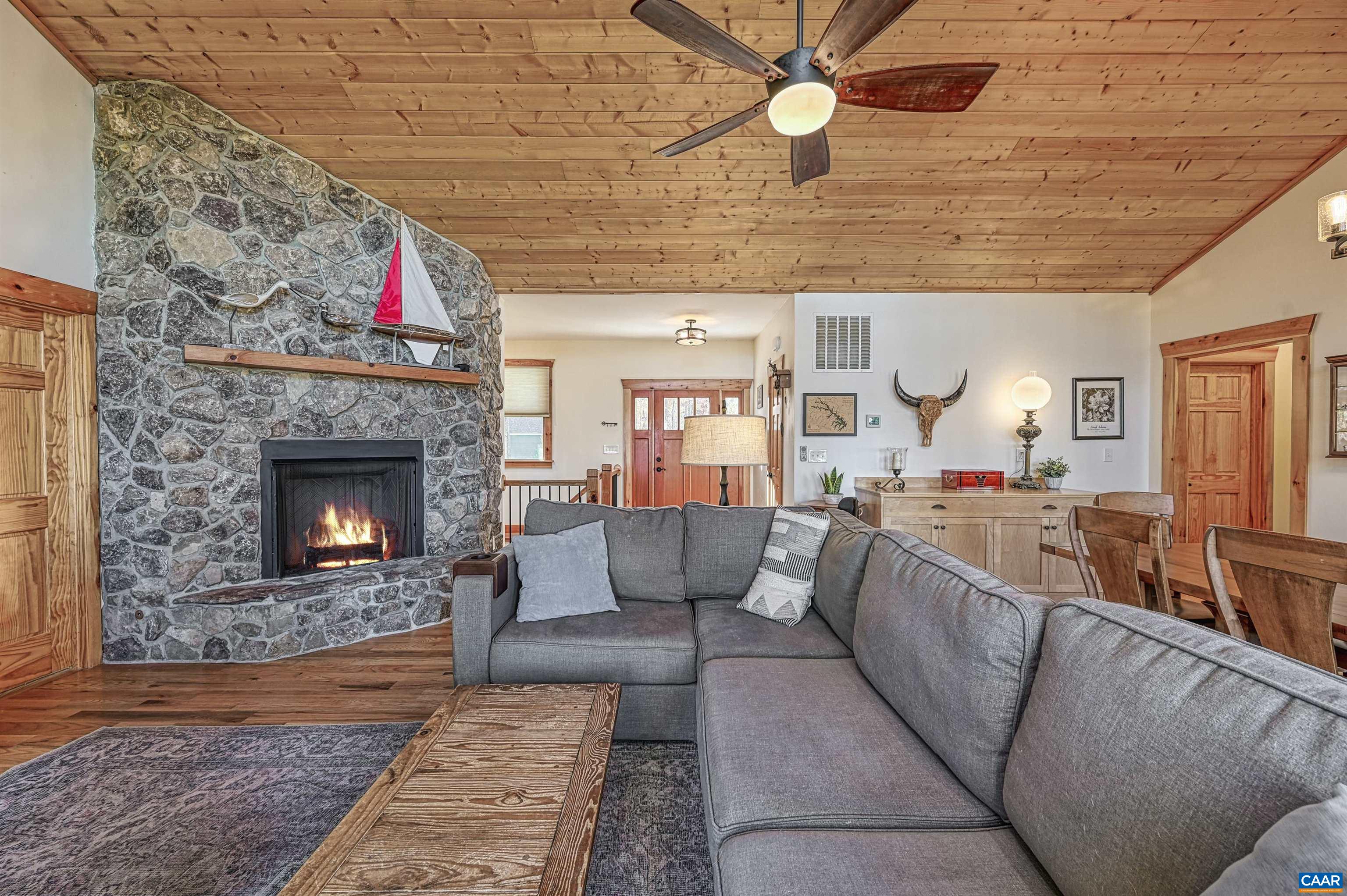15 WOLFTRAP CT