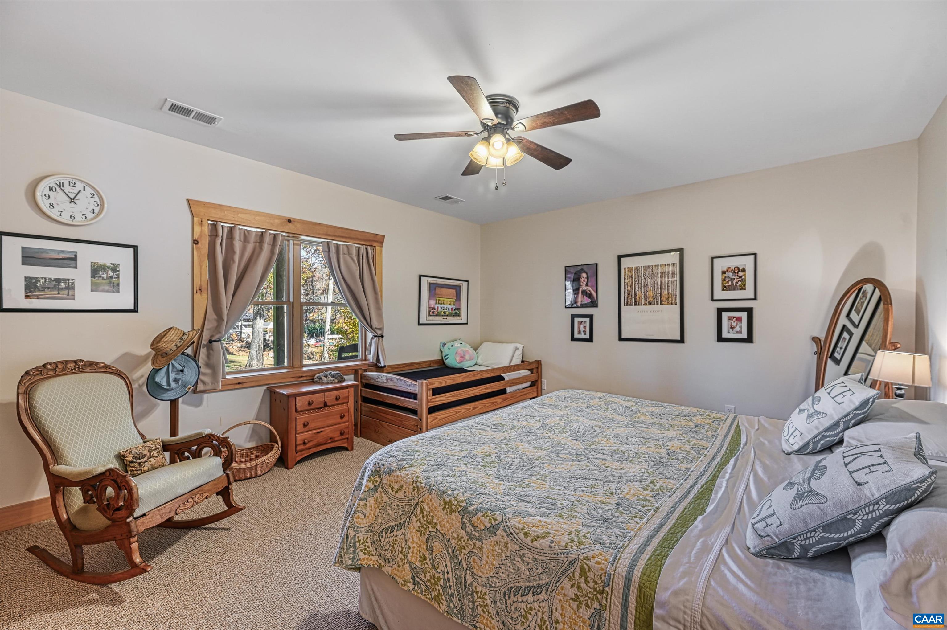 15 WOLFTRAP CT