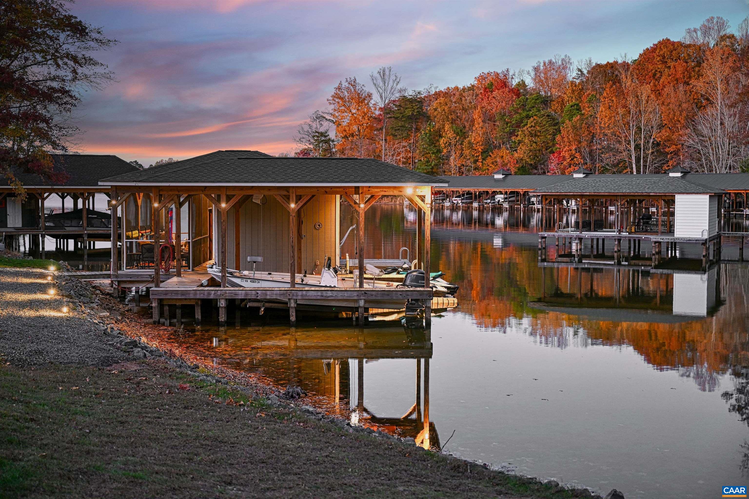 15 WOLFTRAP CT