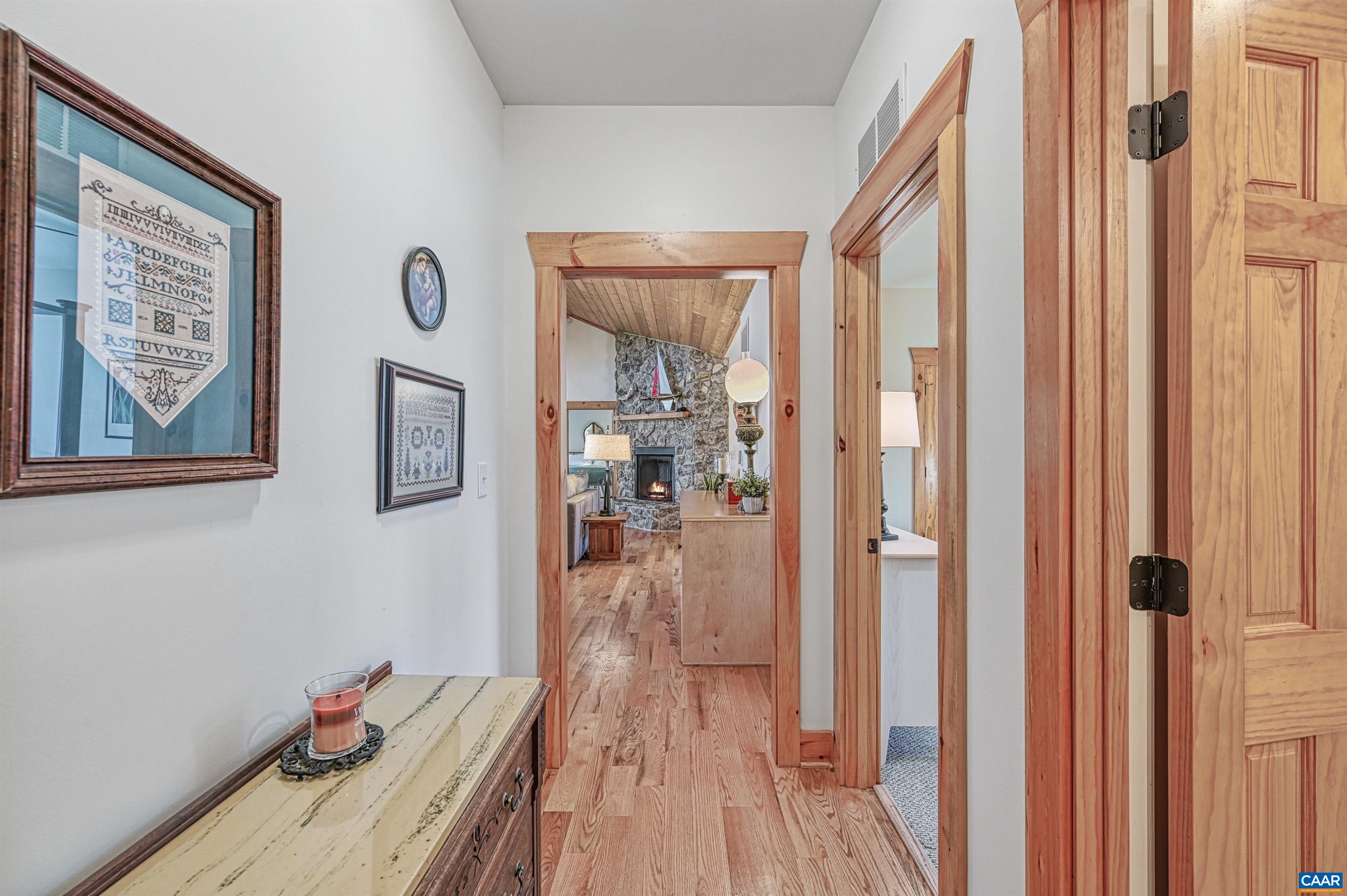 15 WOLFTRAP CT