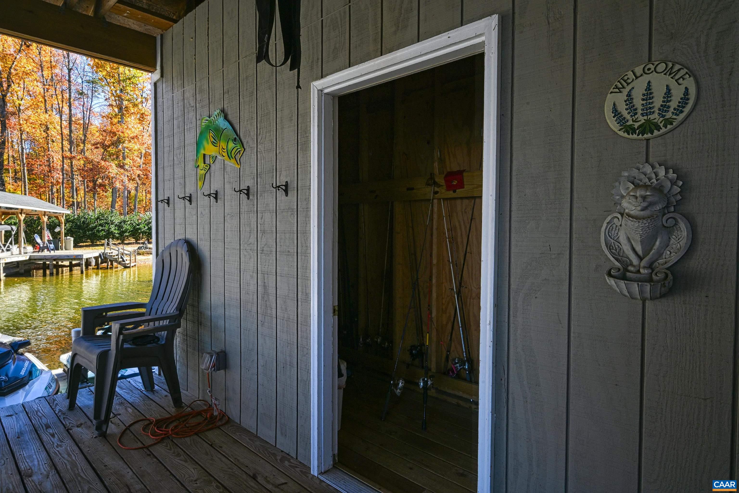 15 WOLFTRAP CT