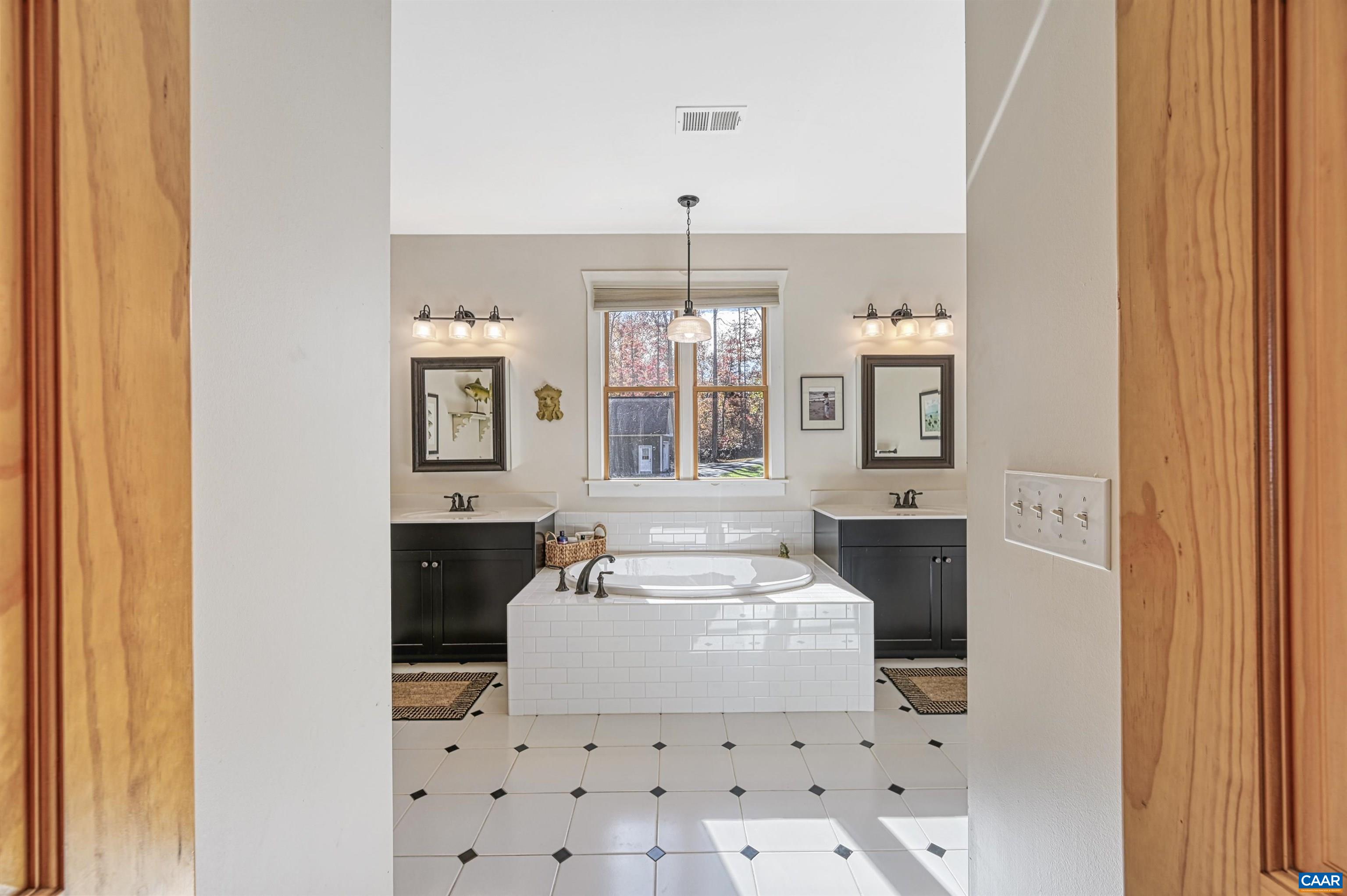 15 WOLFTRAP CT
