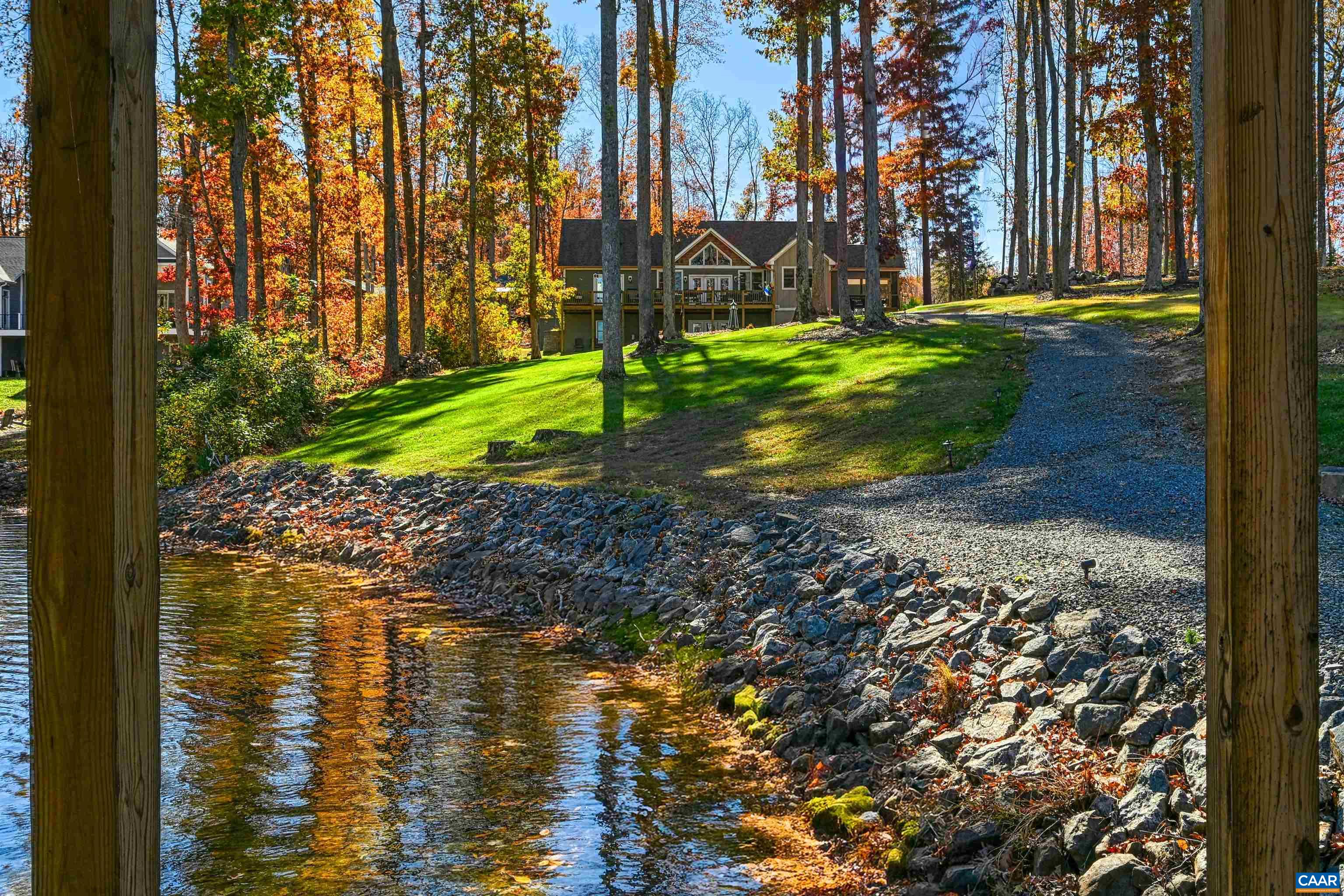15 WOLFTRAP CT