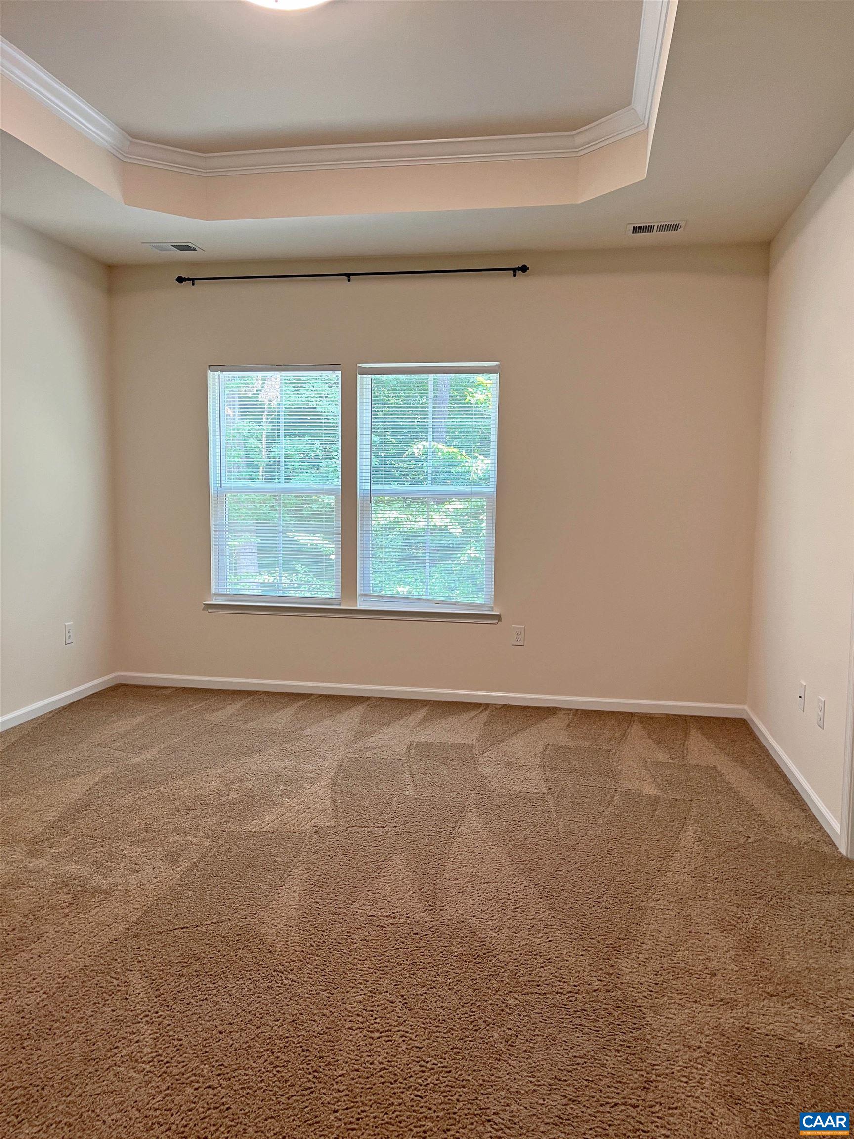 2056 BETHPAGE CT