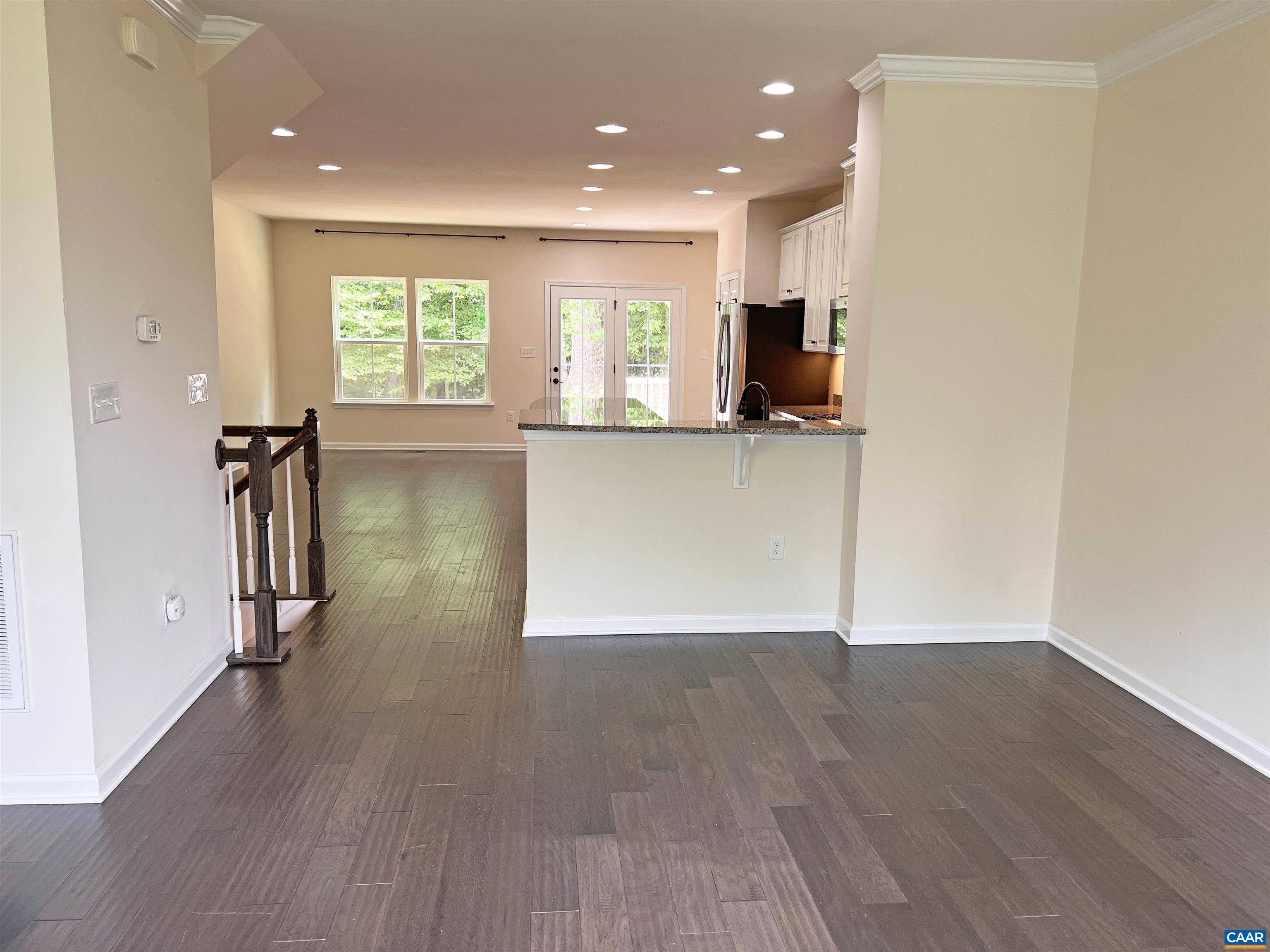 2056 BETHPAGE CT