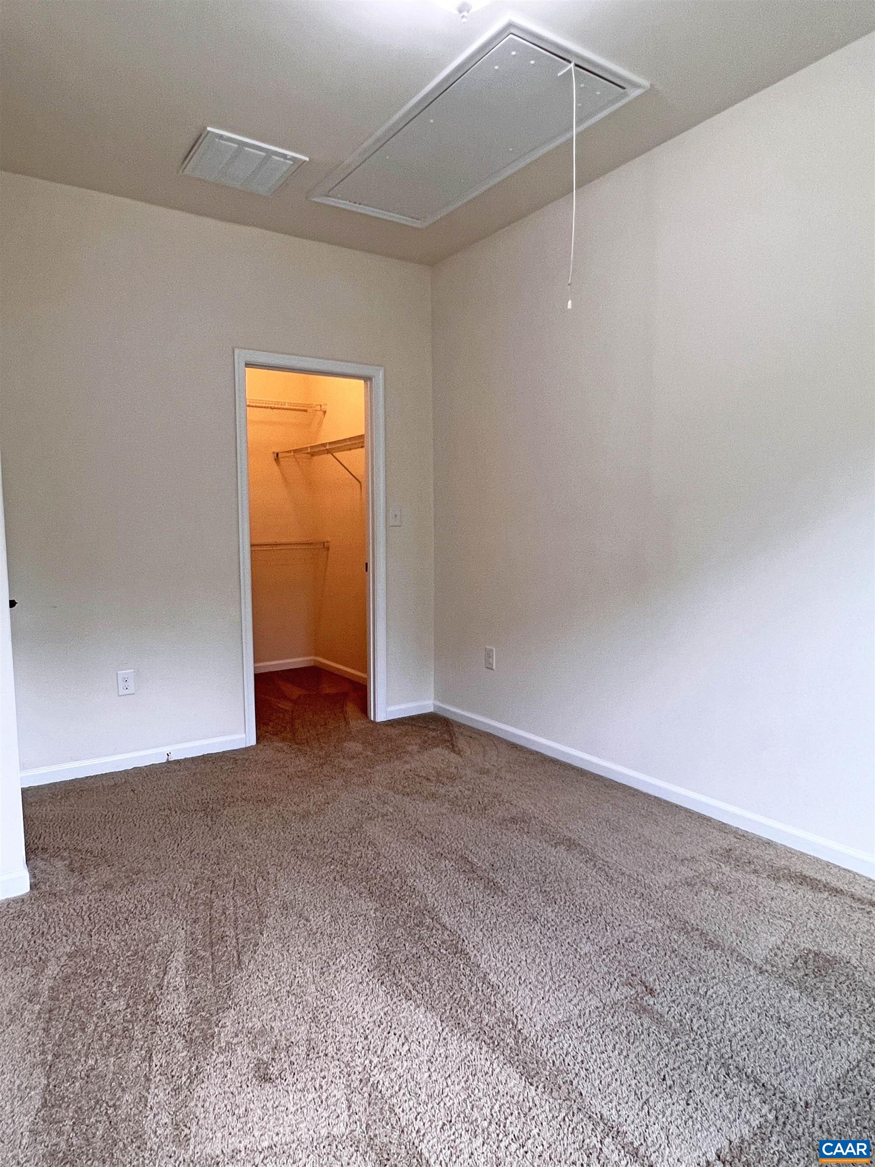 2056 BETHPAGE CT