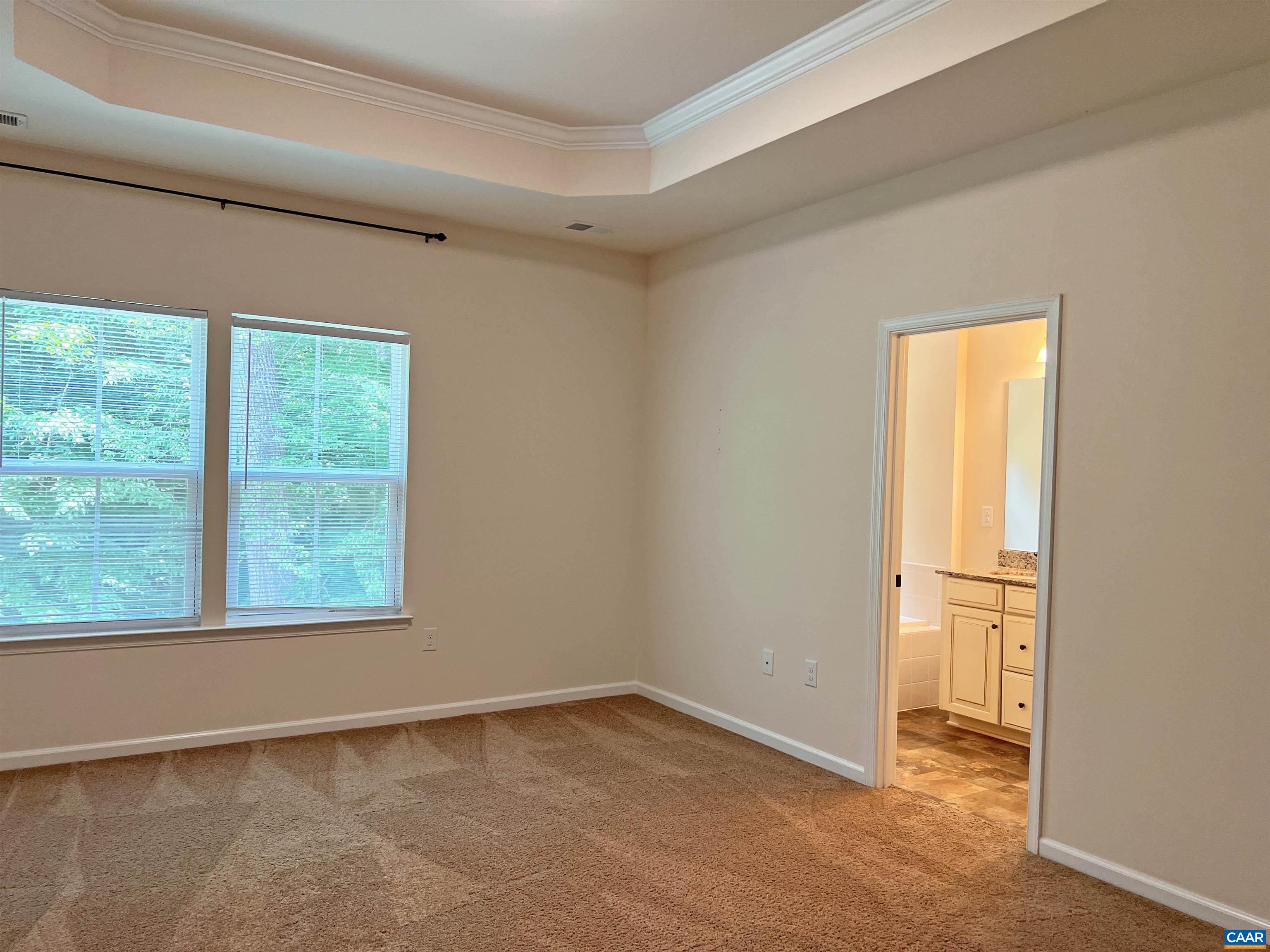 2056 BETHPAGE CT