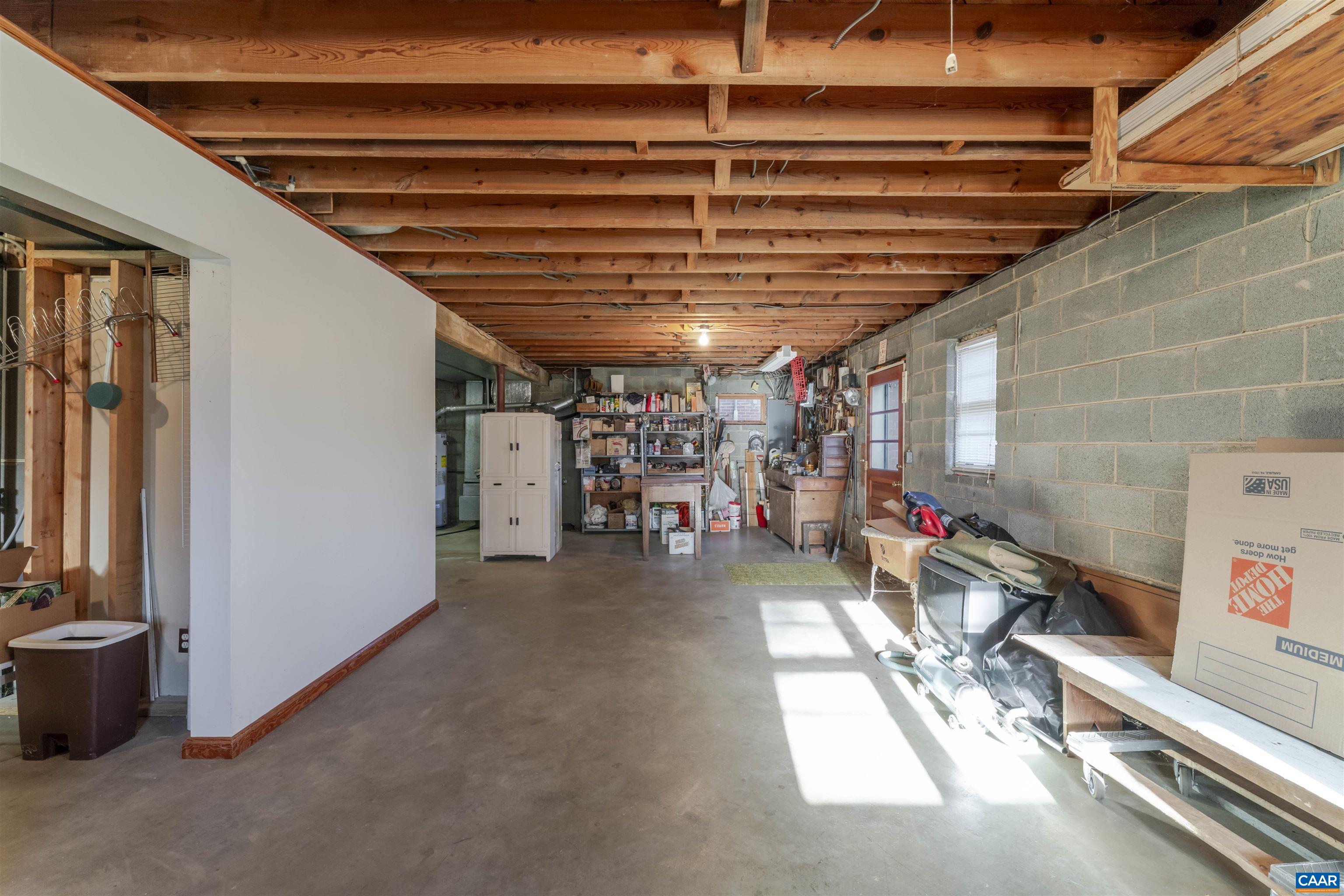 1007 SAINT CLAIR AVE