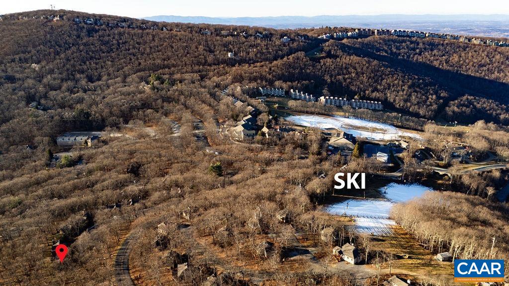 800 LAURELWOOD CONDOS