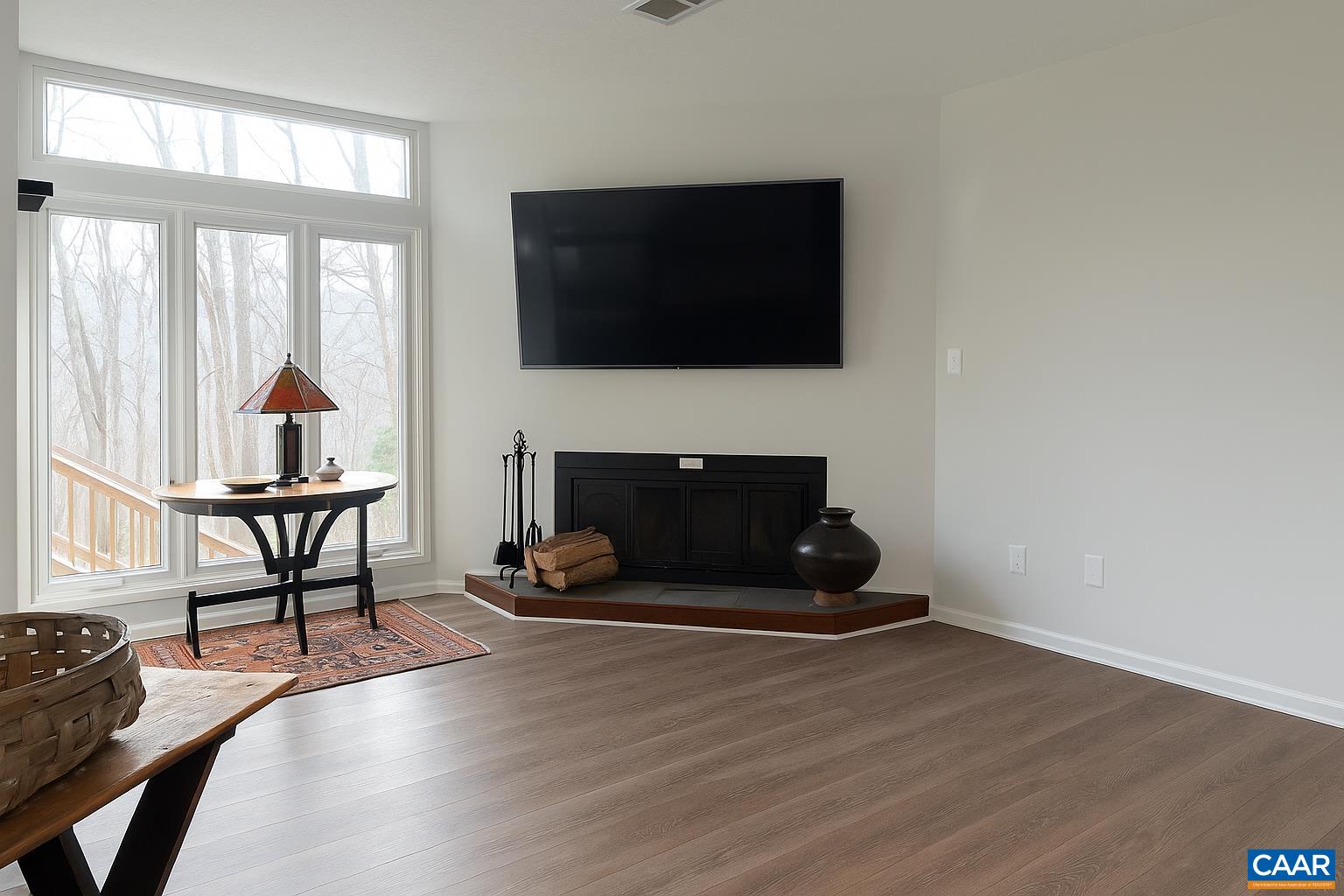 800 LAURELWOOD CONDOS