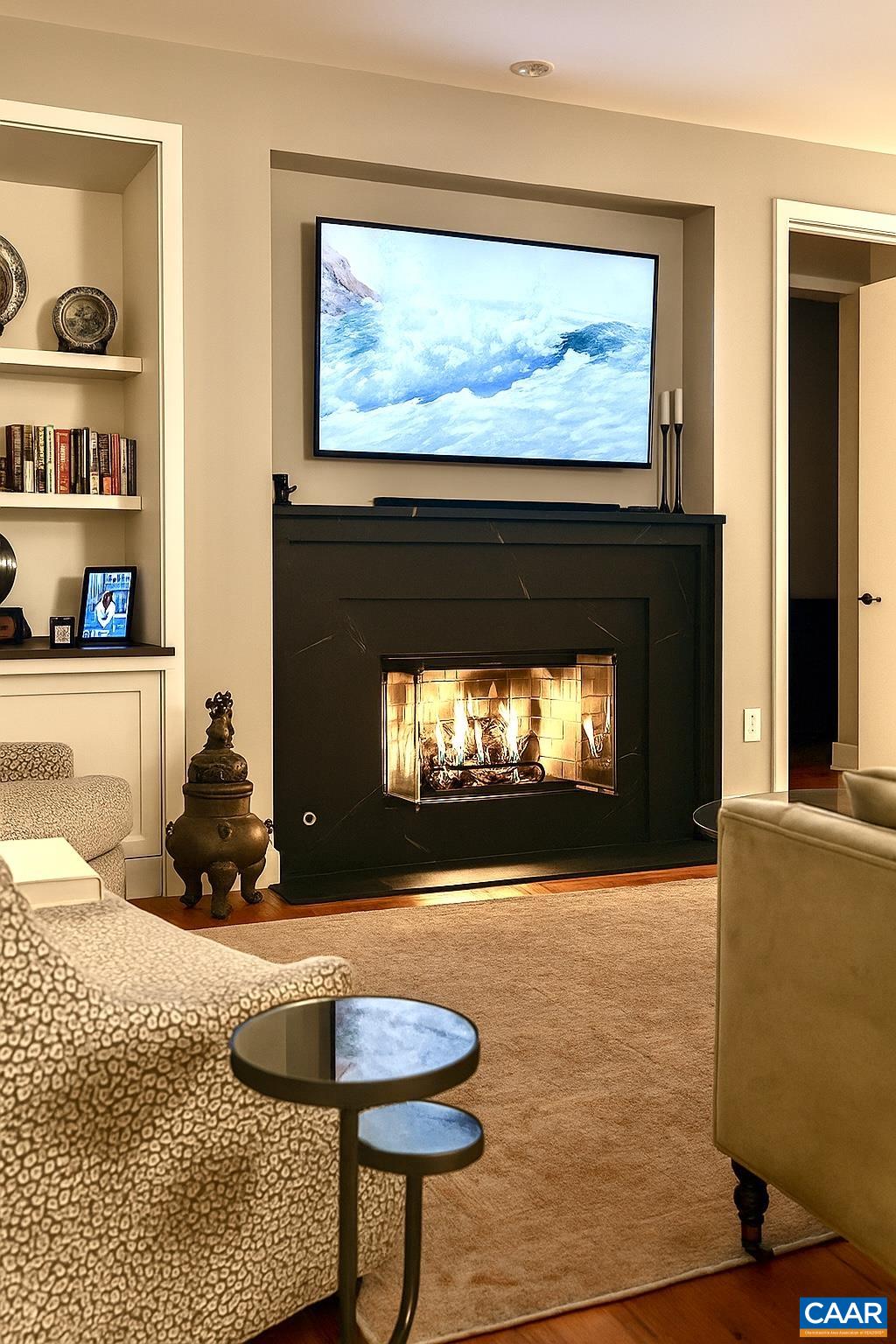 200 GARRETT ST Unit: 612