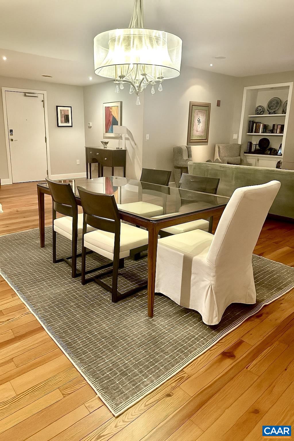 200 GARRETT ST Unit: 612