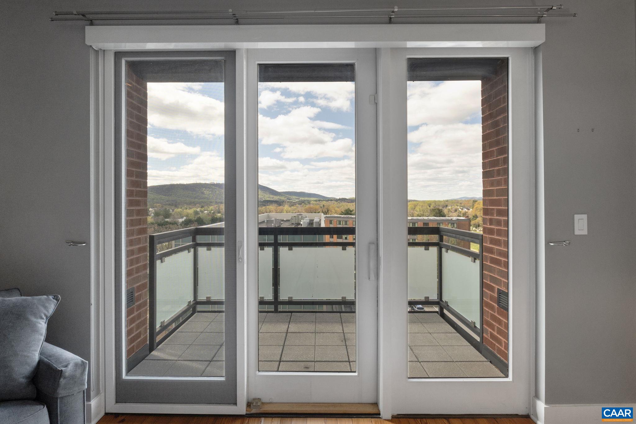 200 GARRETT ST Unit: 612