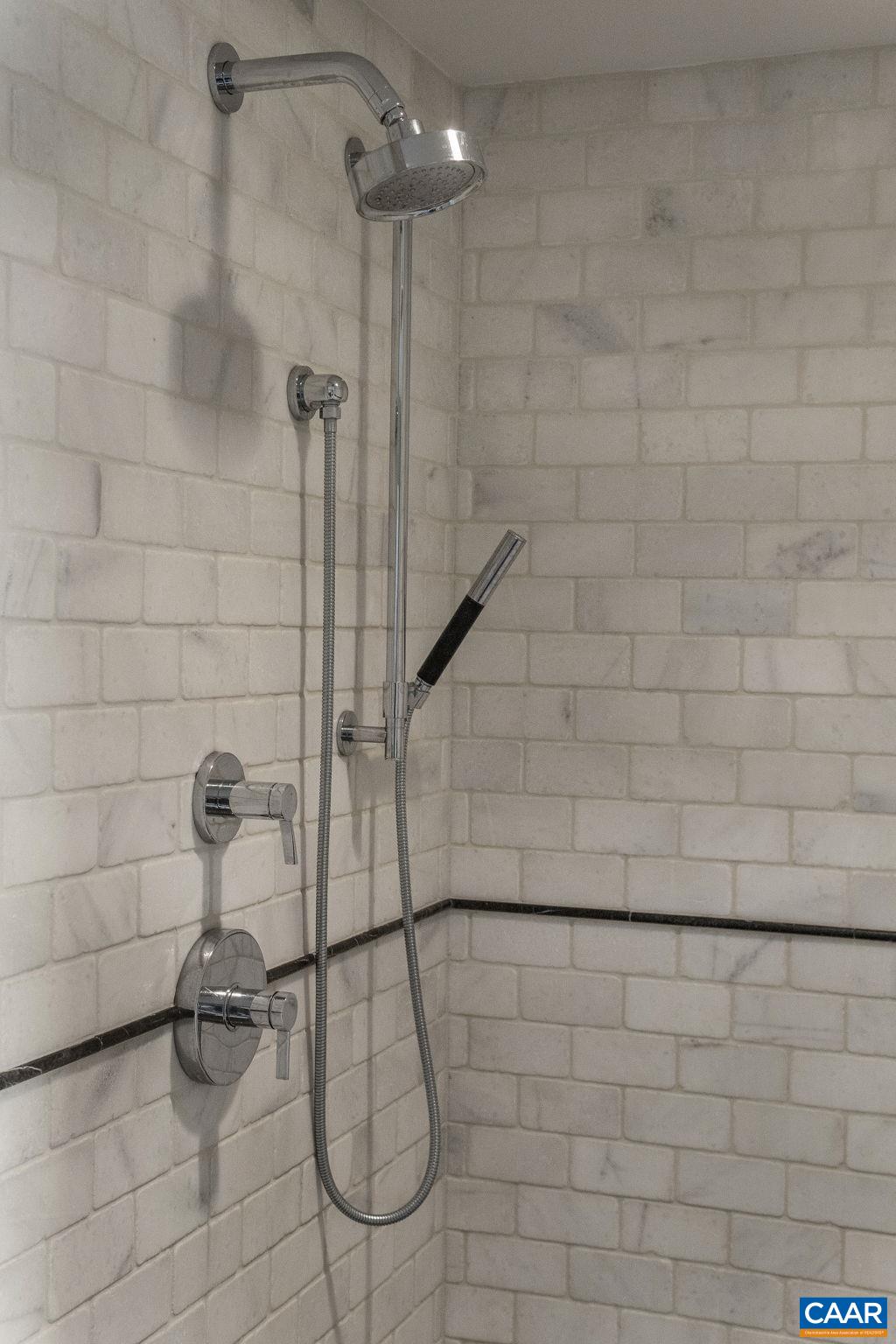 200 GARRETT ST Unit: 612