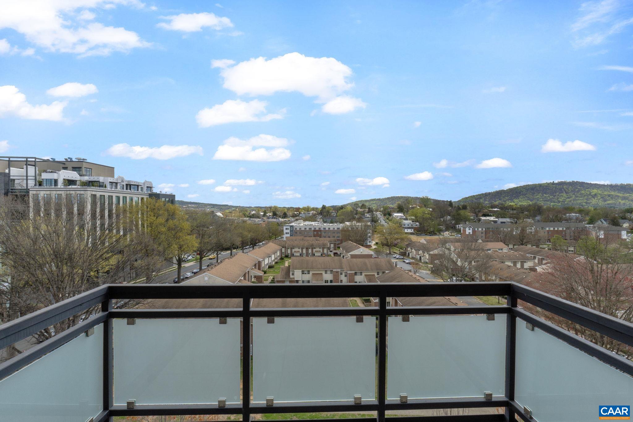 200 GARRETT ST Unit: 612