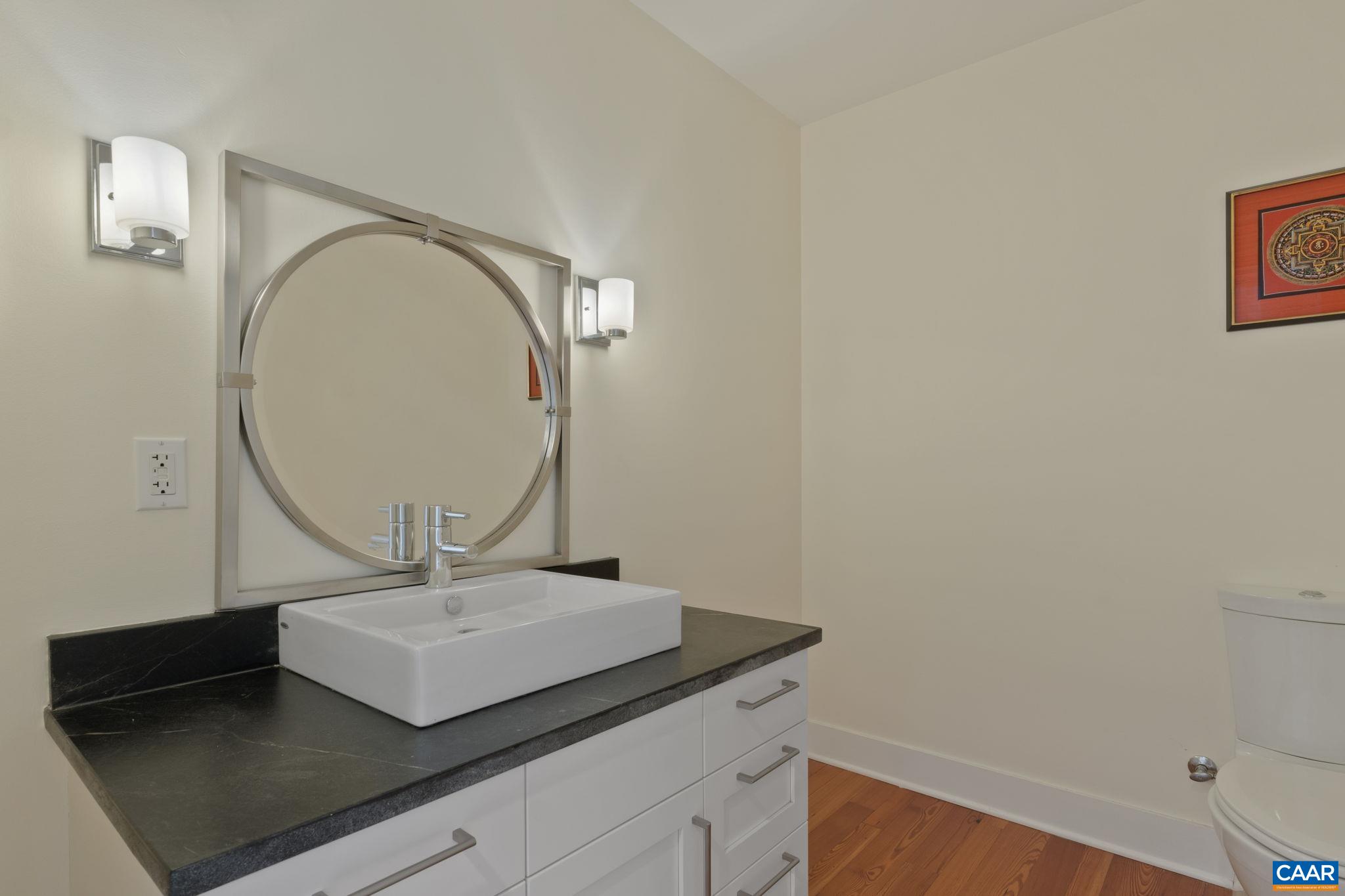 200 GARRETT ST Unit: 612