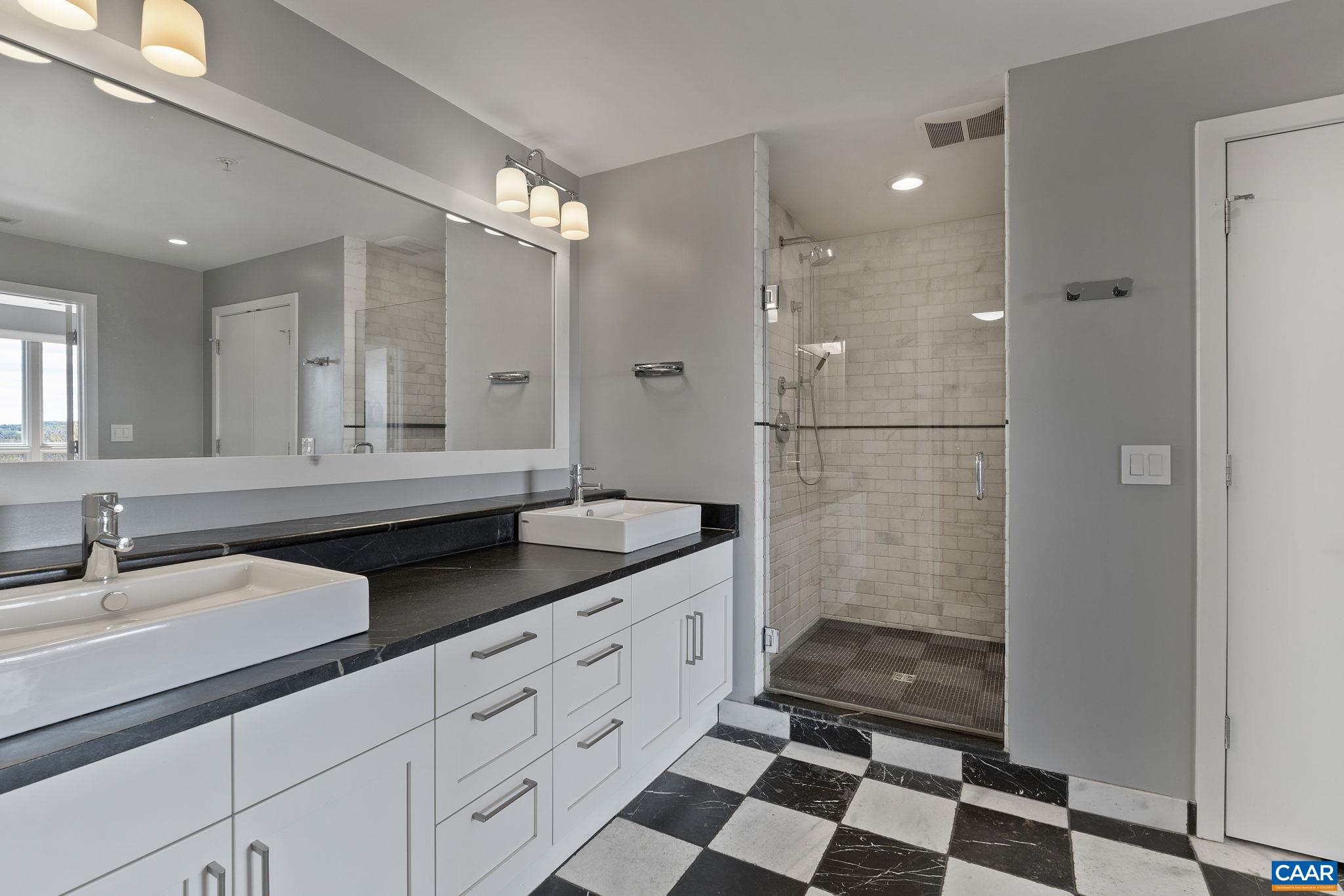 200 GARRETT ST Unit: 612