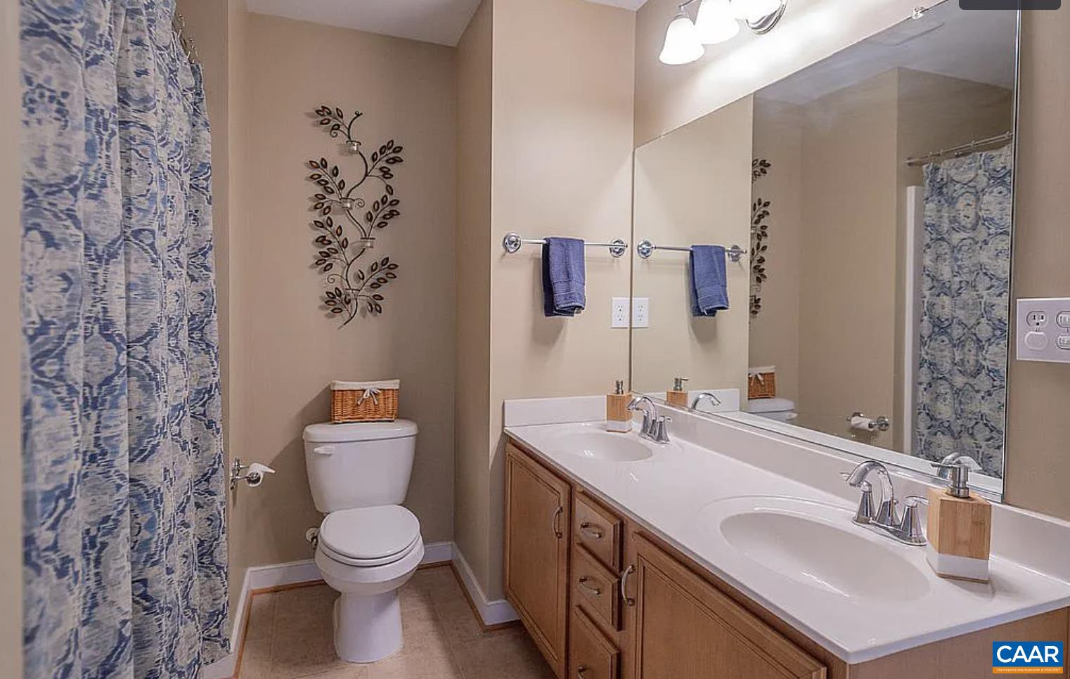 1445 WICKHAM POND DR