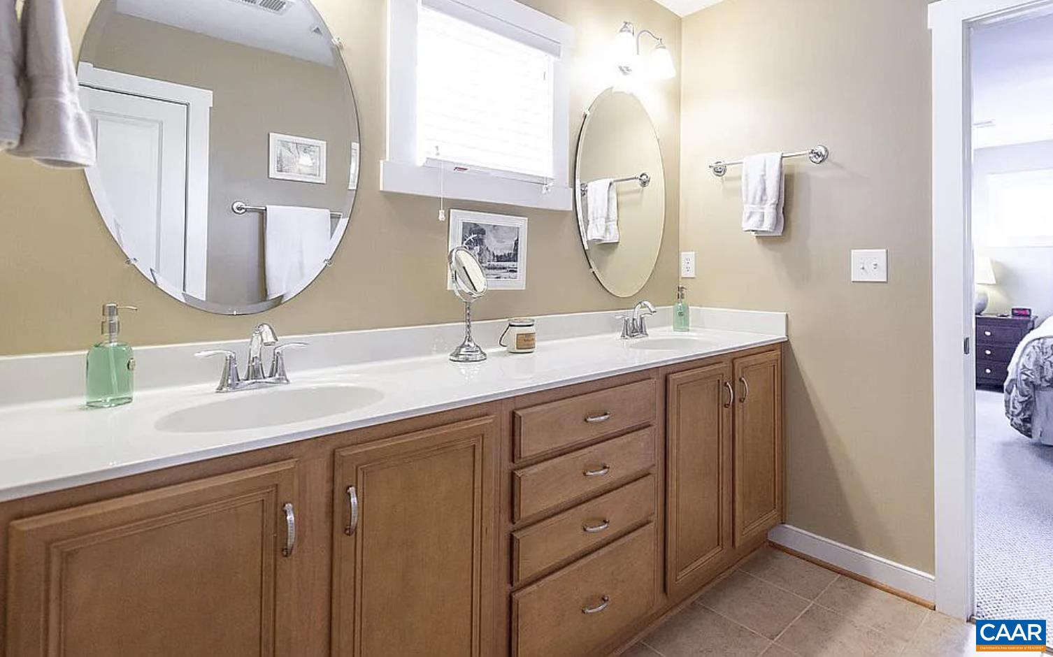 1445 WICKHAM POND DR
