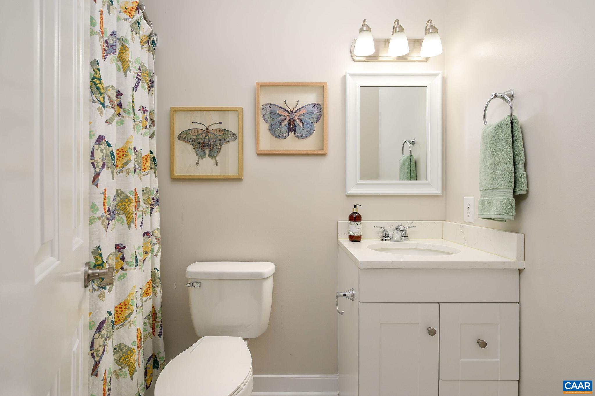 521 WOODMONT DR