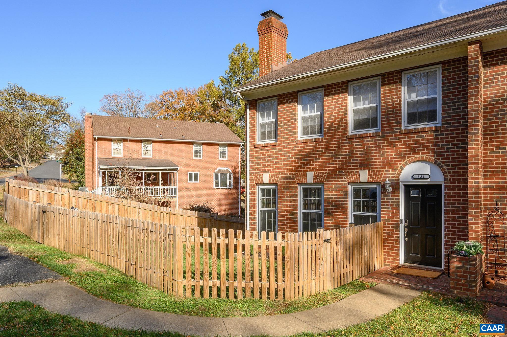 521 WOODMONT DR