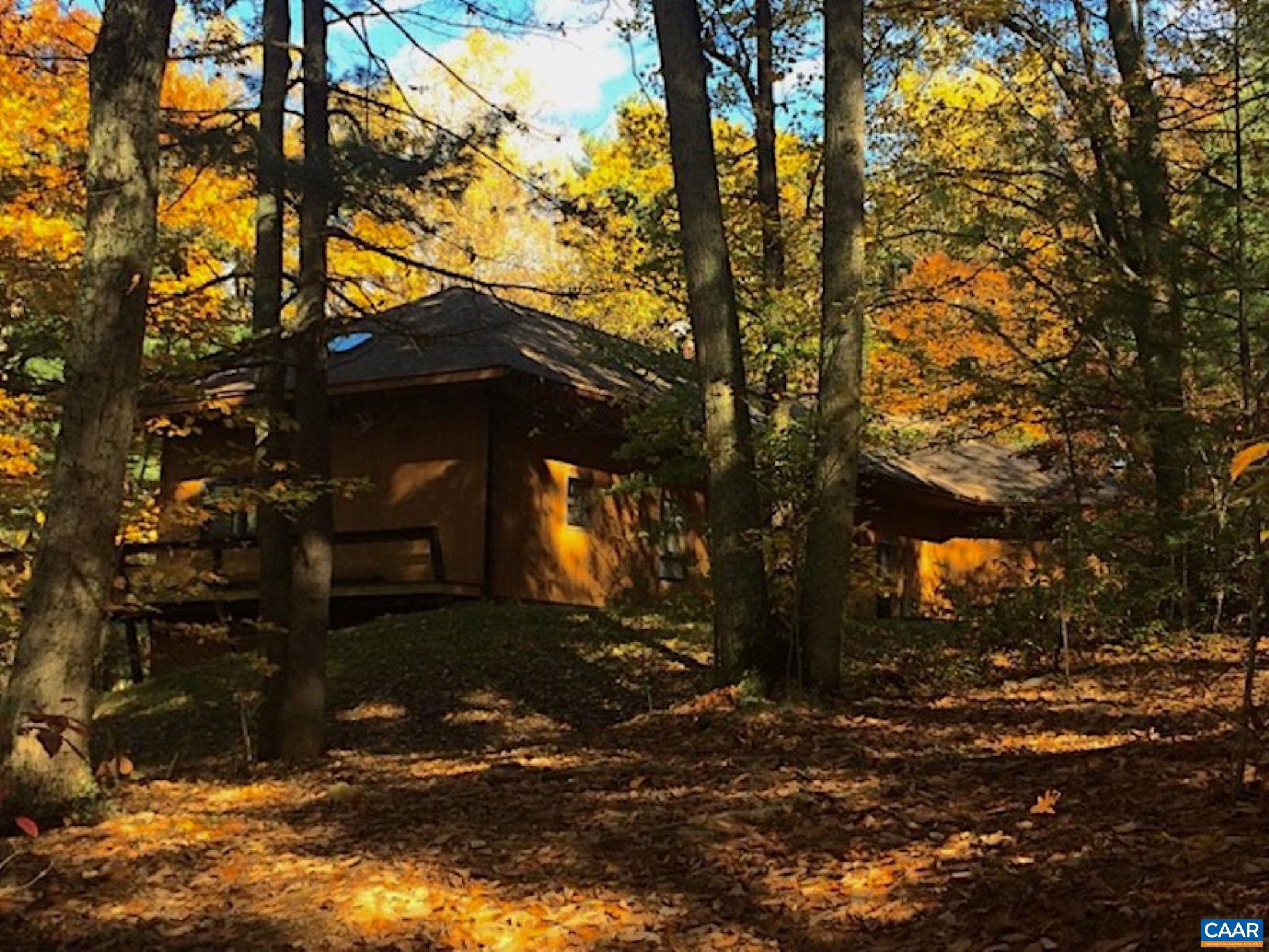 298 COURTHOUSE MOUNTAIN LN