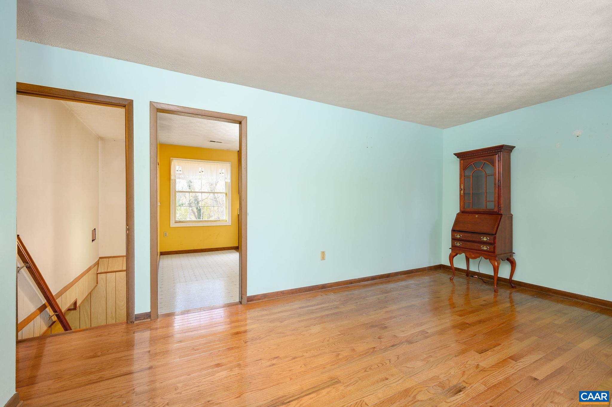 202 HARTMANS MILL RD