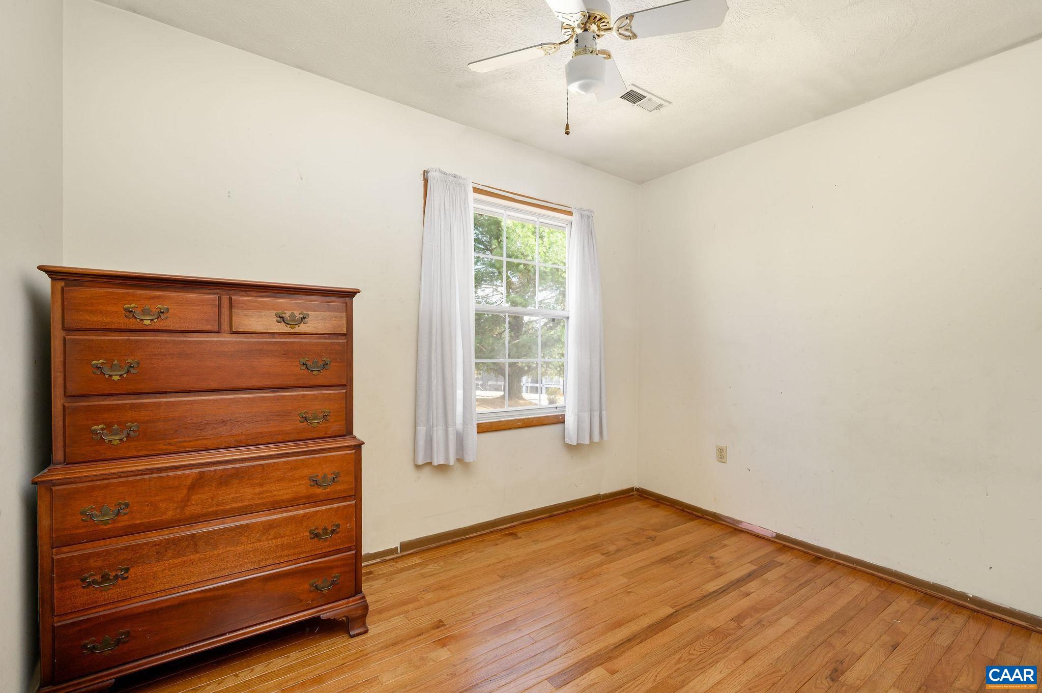 202 HARTMANS MILL RD