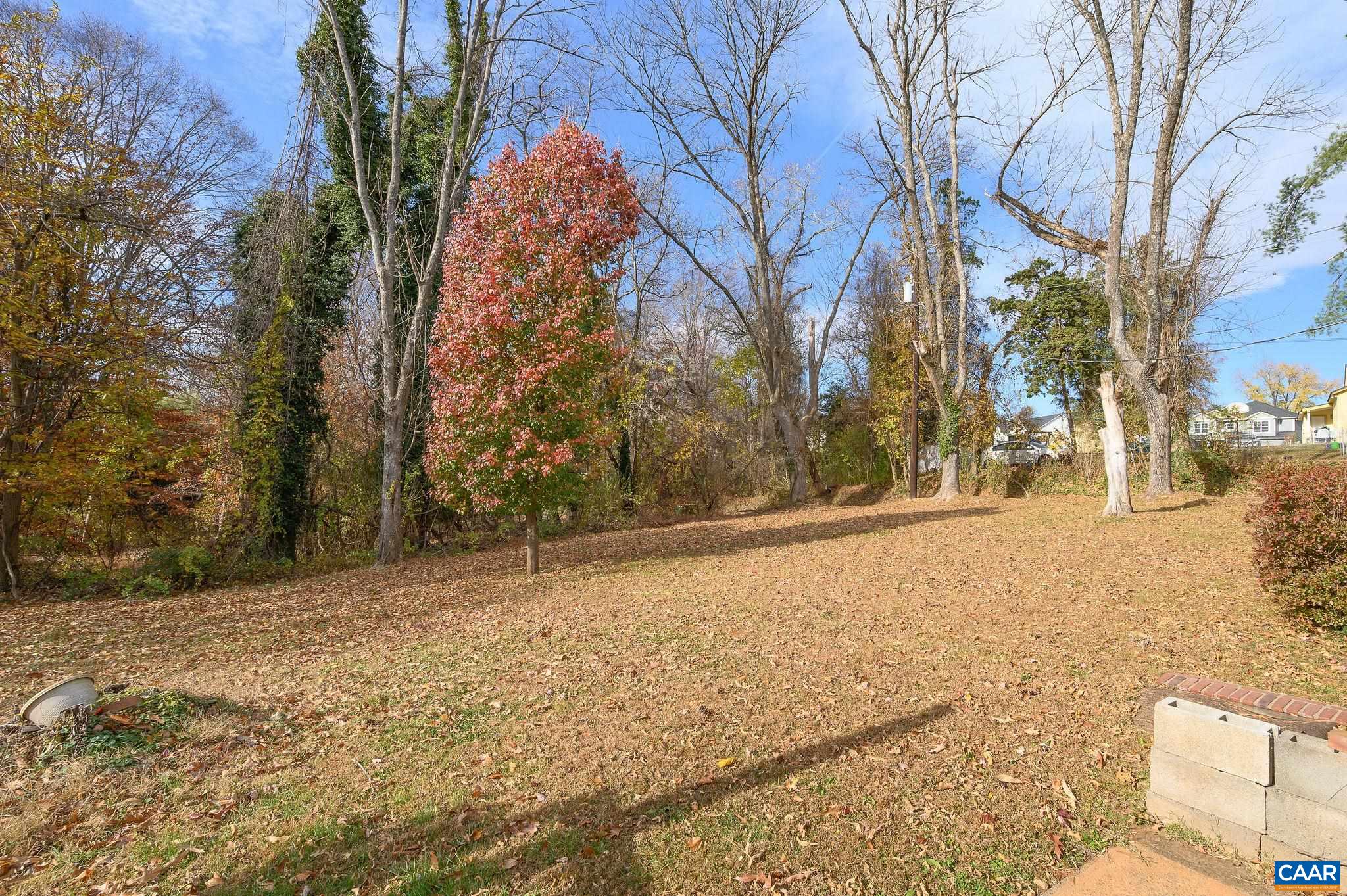 202 HARTMANS MILL RD