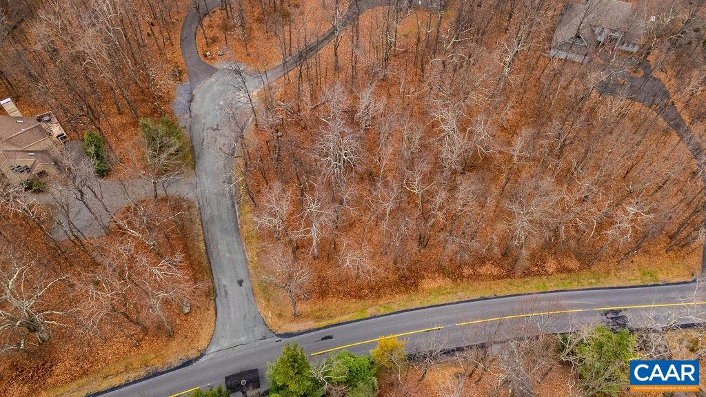 559 LAUREL SPRINGS DR