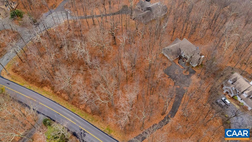 559 LAUREL SPRINGS DR