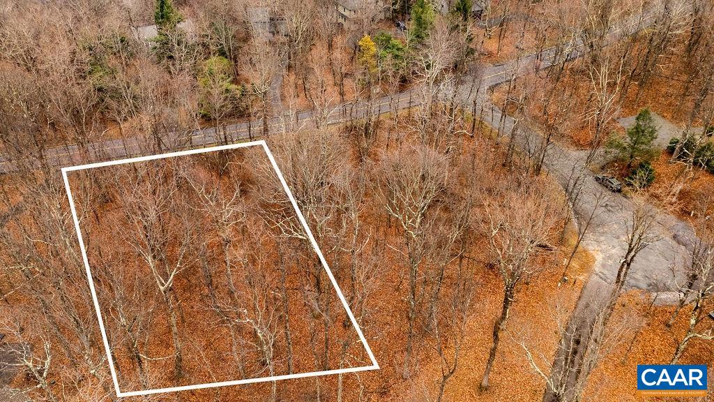 579 LAUREL SPRINGS DR