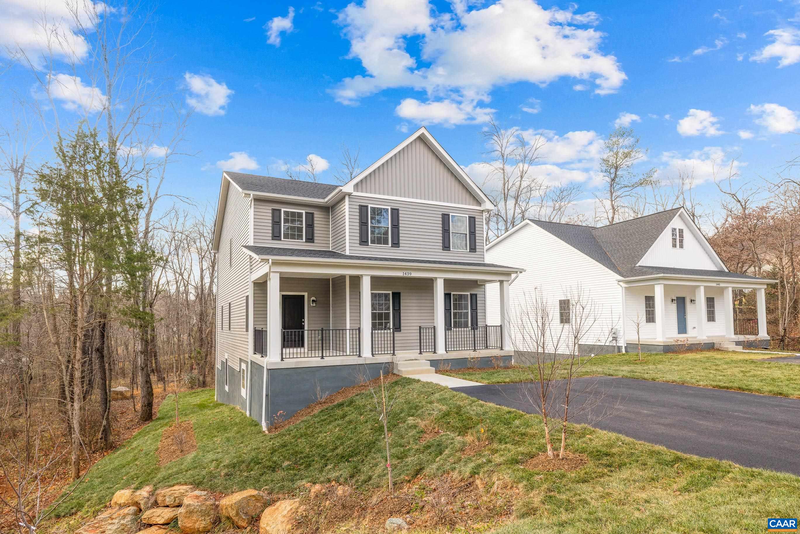 1439 ORCHARD DR
