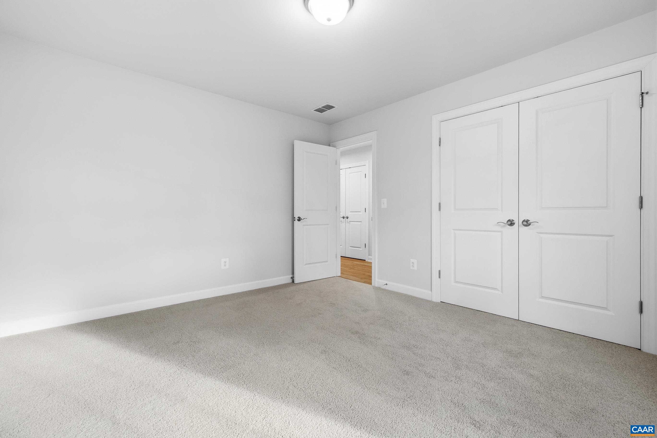 1439 ORCHARD DR