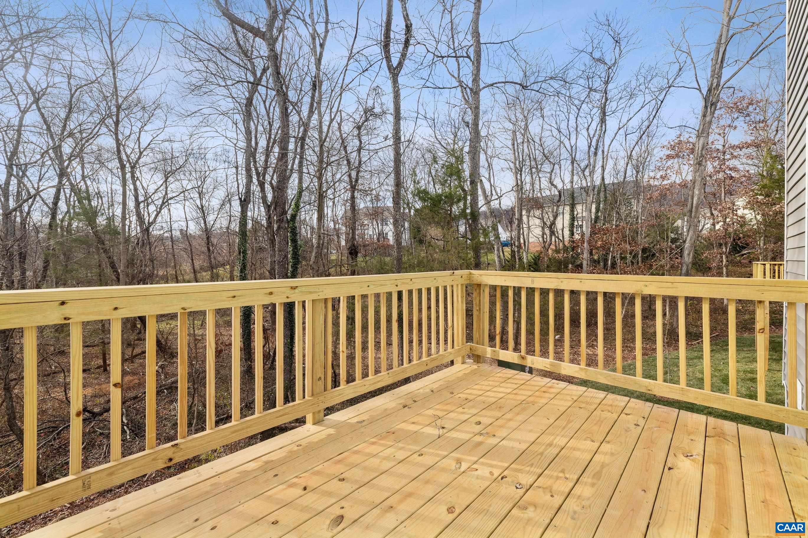 1439 ORCHARD DR
