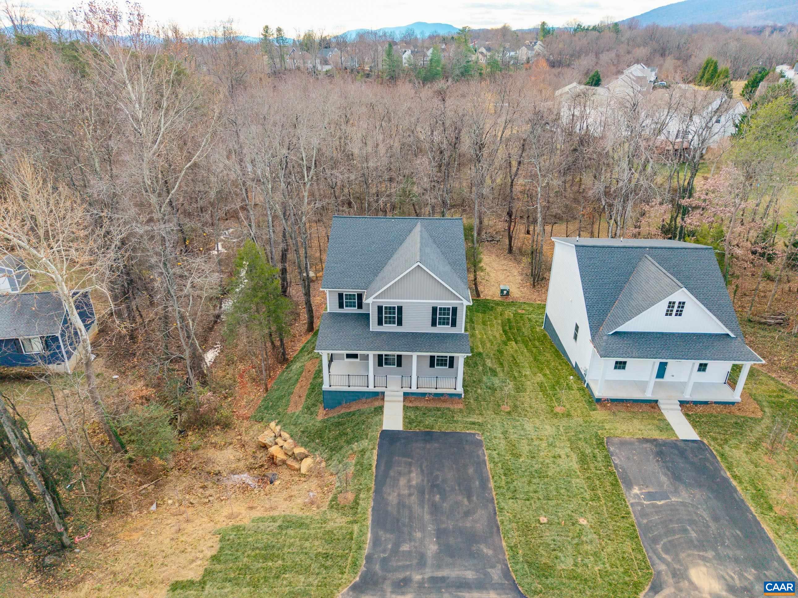 1439 ORCHARD DR