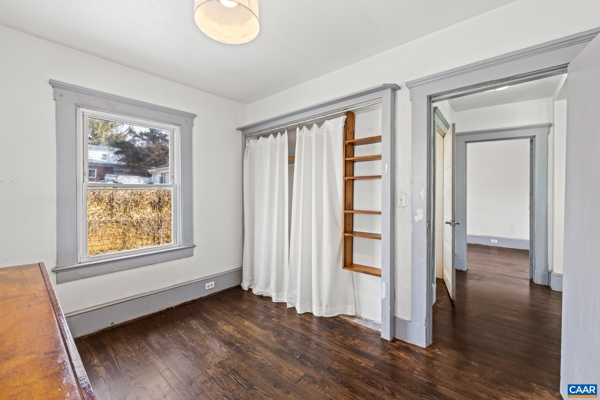 504 NW 12TH ST