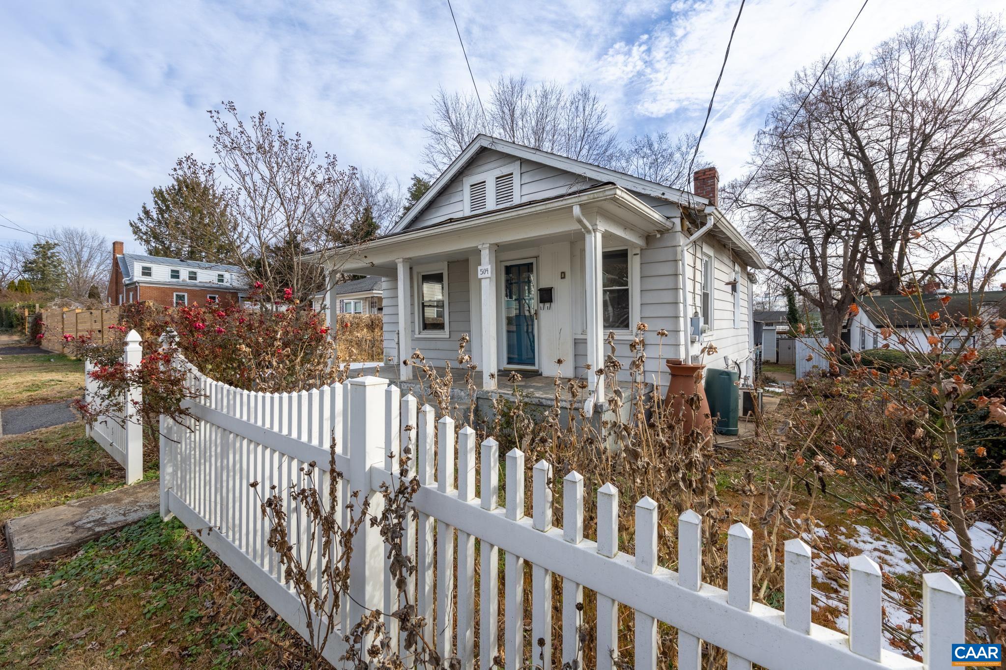 504 NW 12TH ST
