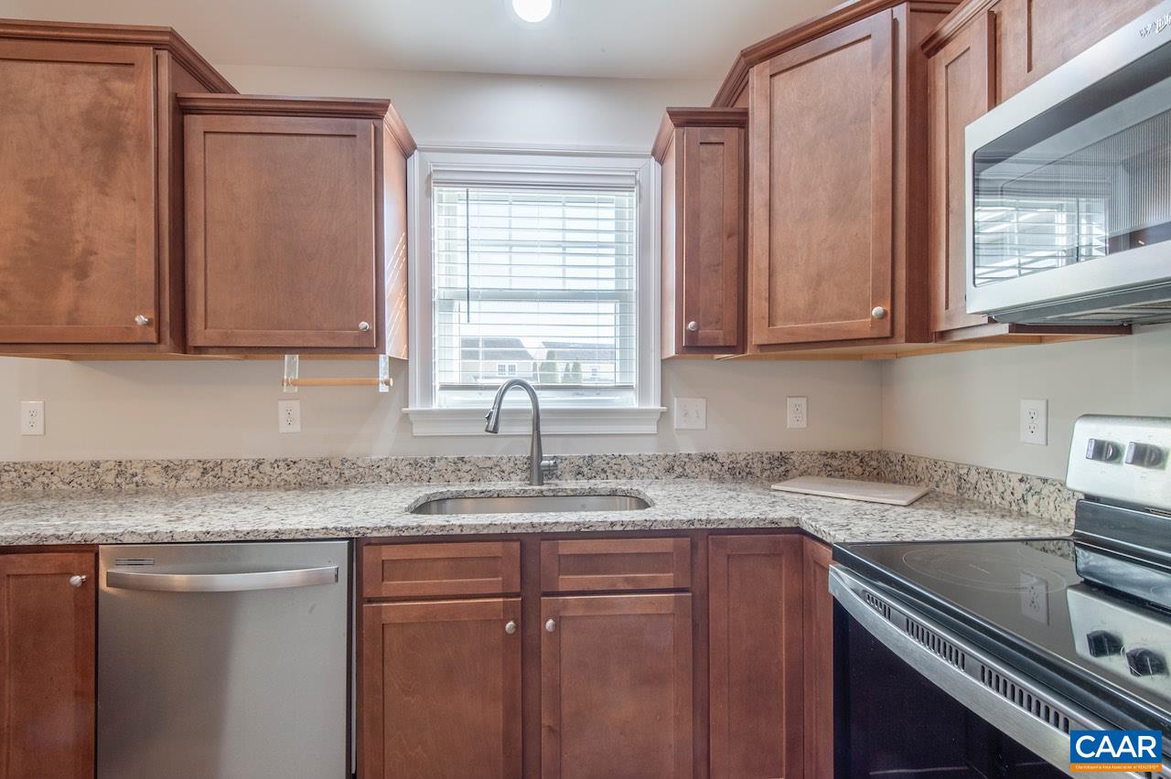 306 STONE ORCHARD DR