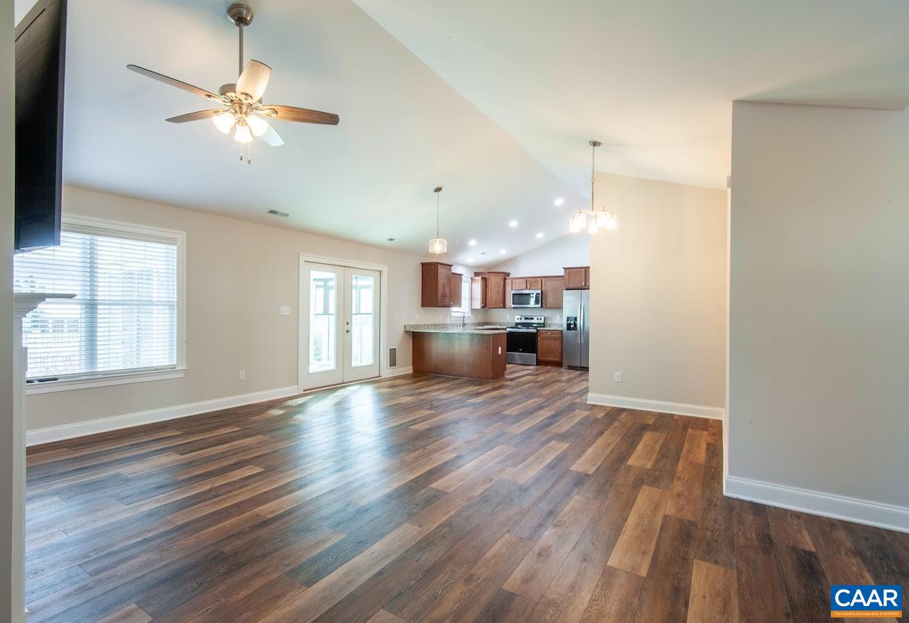 306 STONE ORCHARD DR