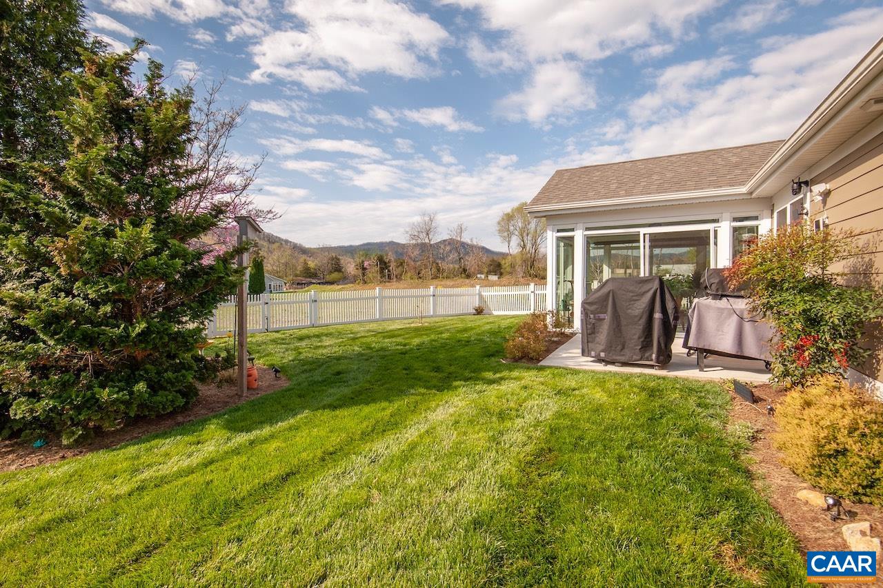 306 STONE ORCHARD DR