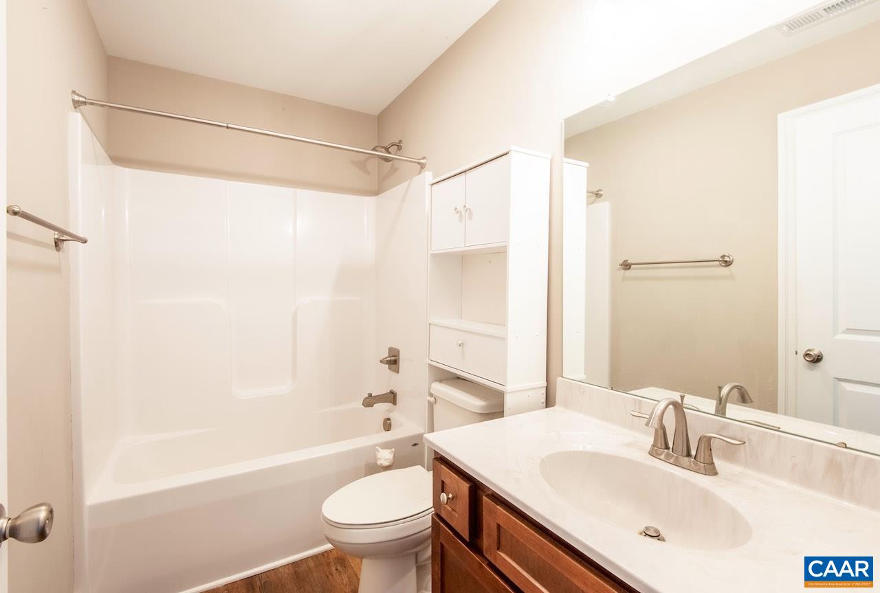 306 STONE ORCHARD DR