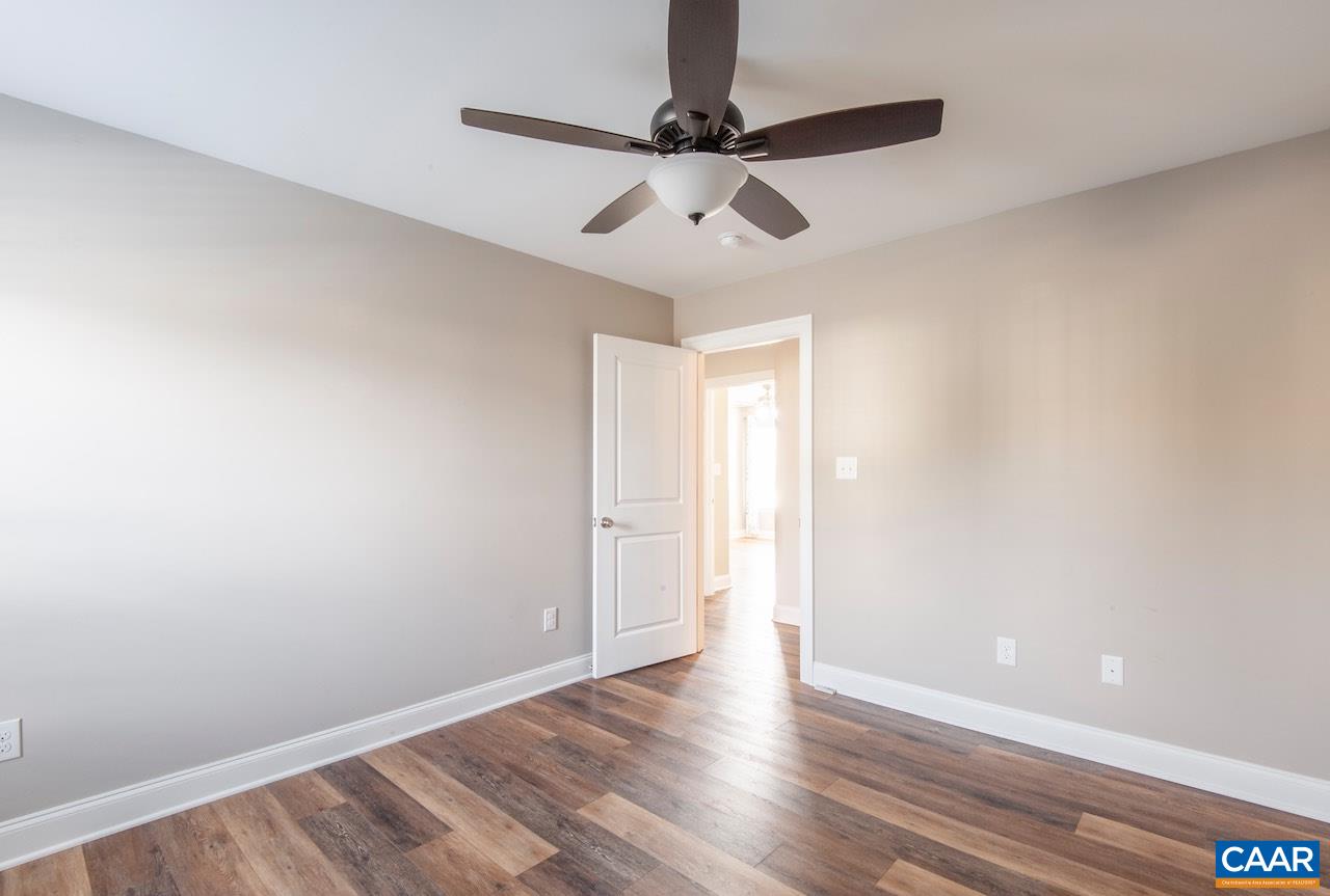 306 STONE ORCHARD DR